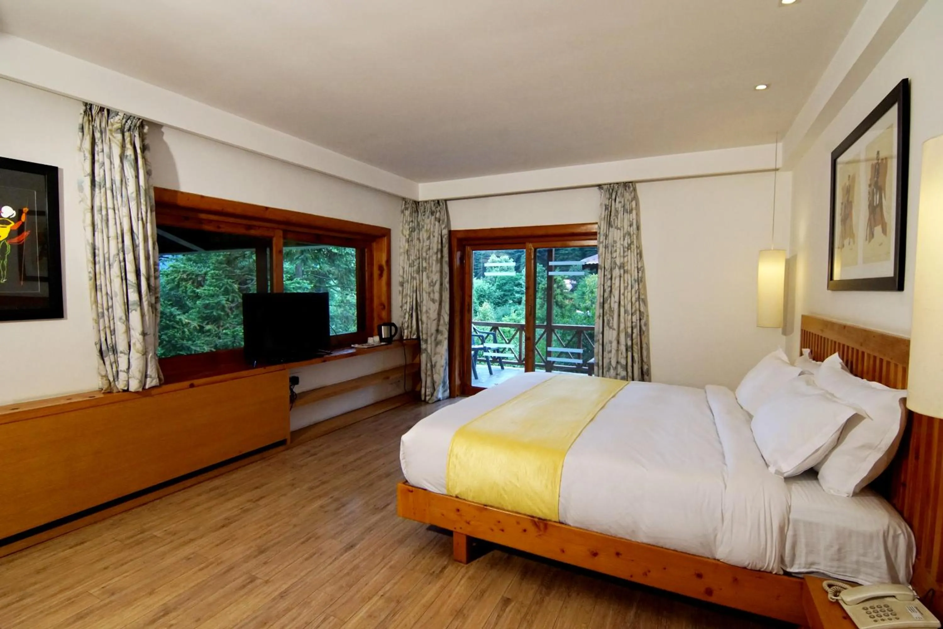 TV and multimedia, Bed in Banon Resorts