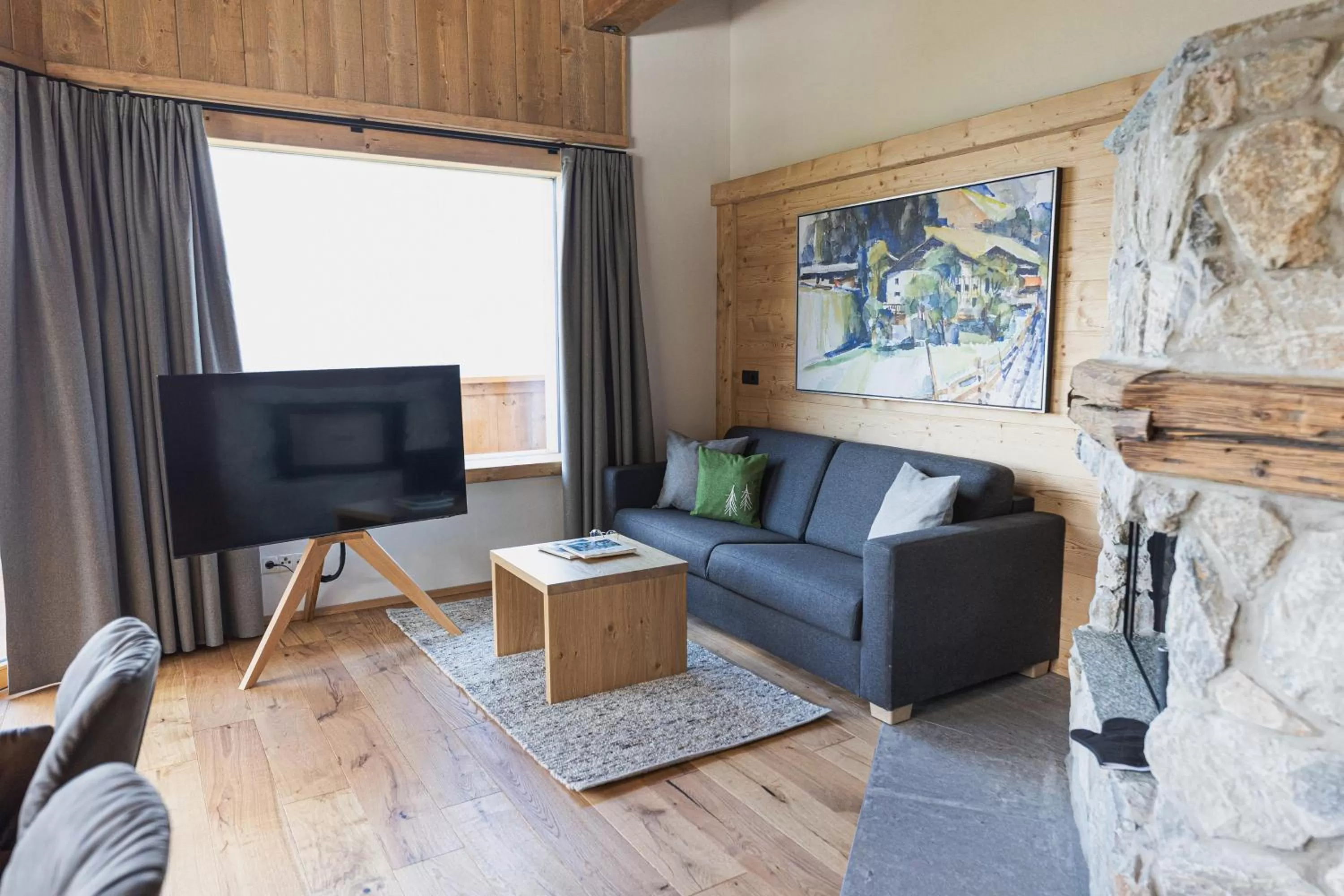 TV and multimedia, TV/Entertainment Center in Puitalm - Natur I Apart I Hotel