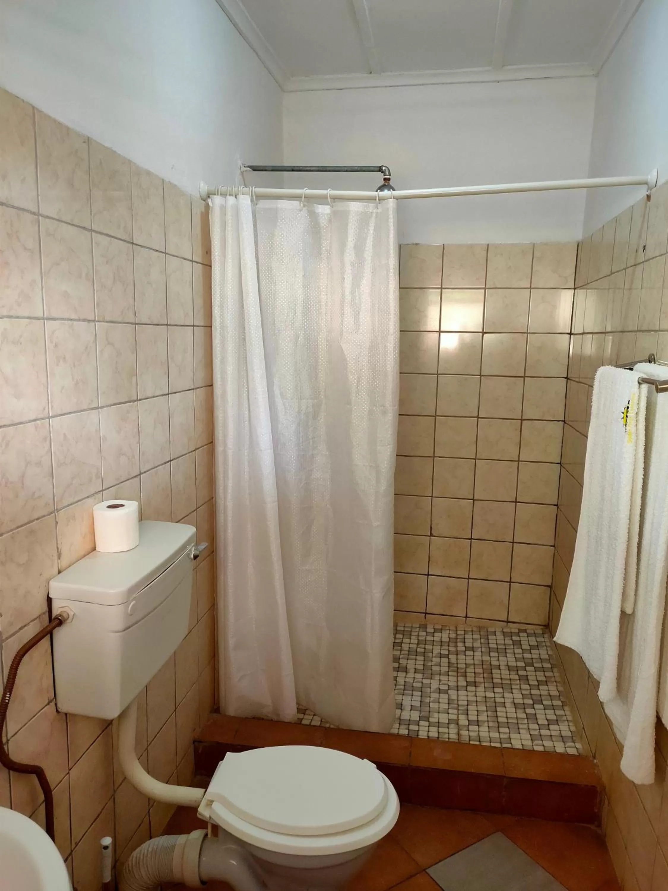 Shower in Golden Days Lodge