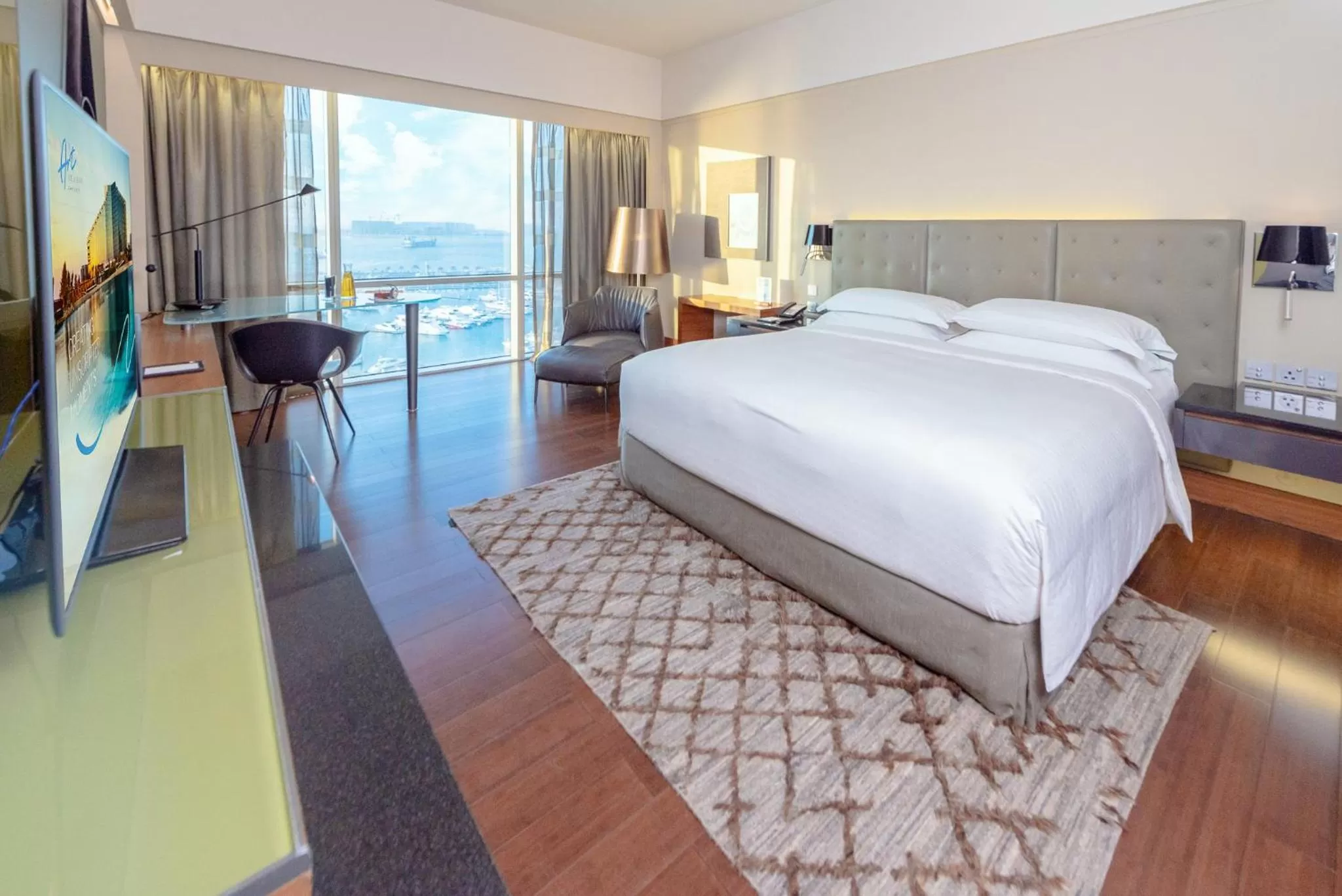 View (from property/room), Bed in The Art Hotel & Resort