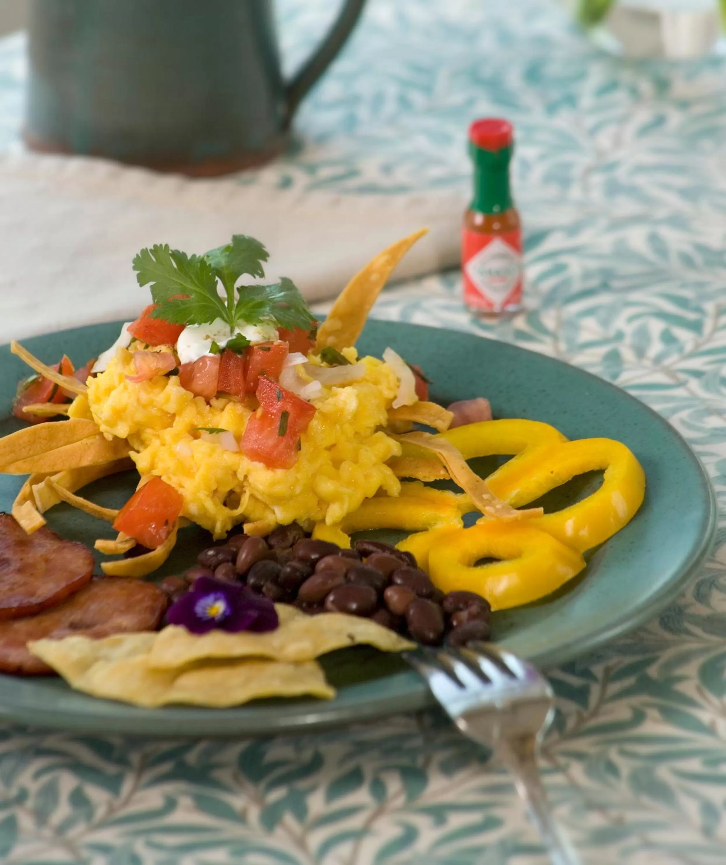 American breakfast in Lake Pointe Inn