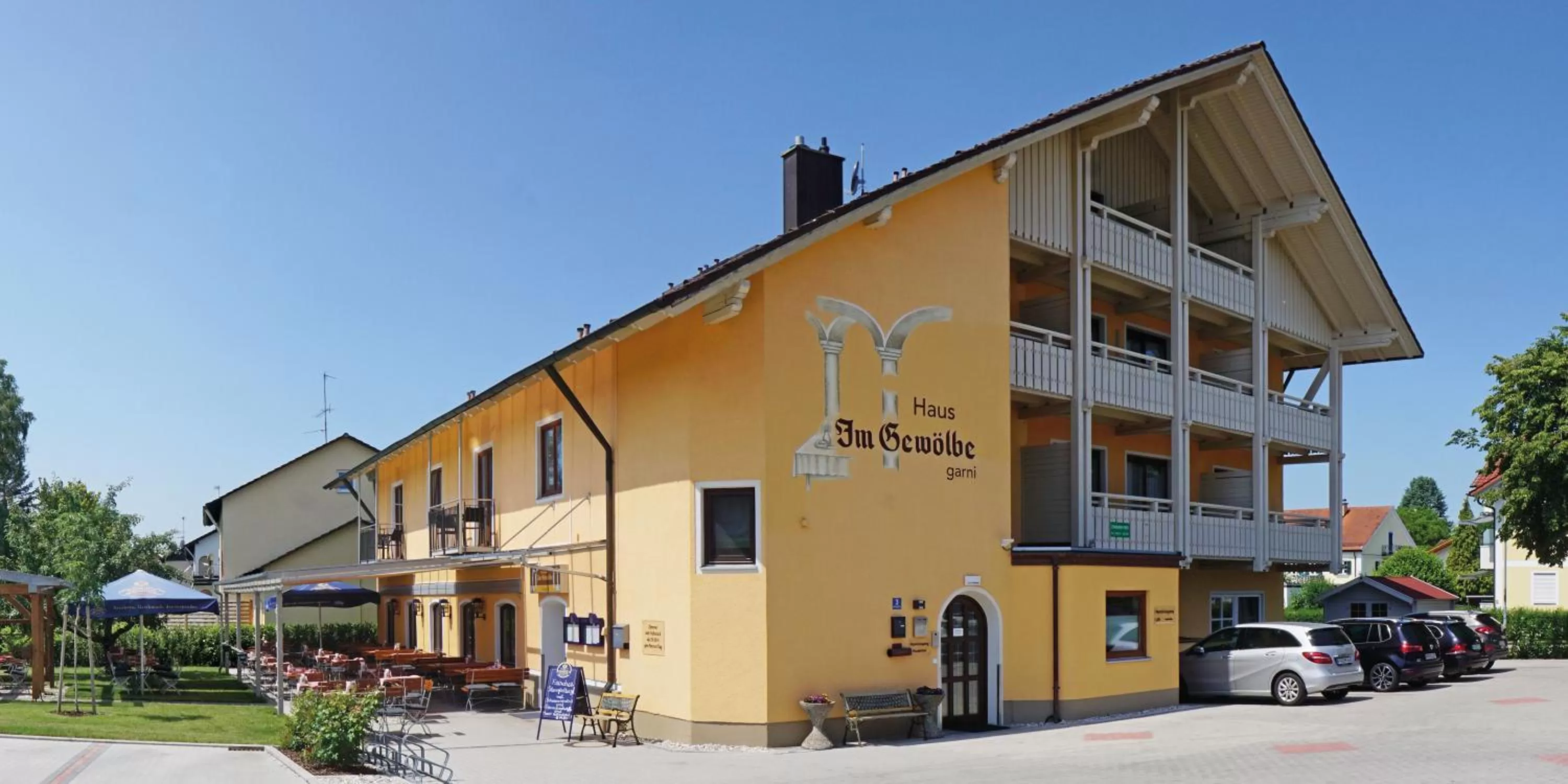 Property building in Im Gewölbe