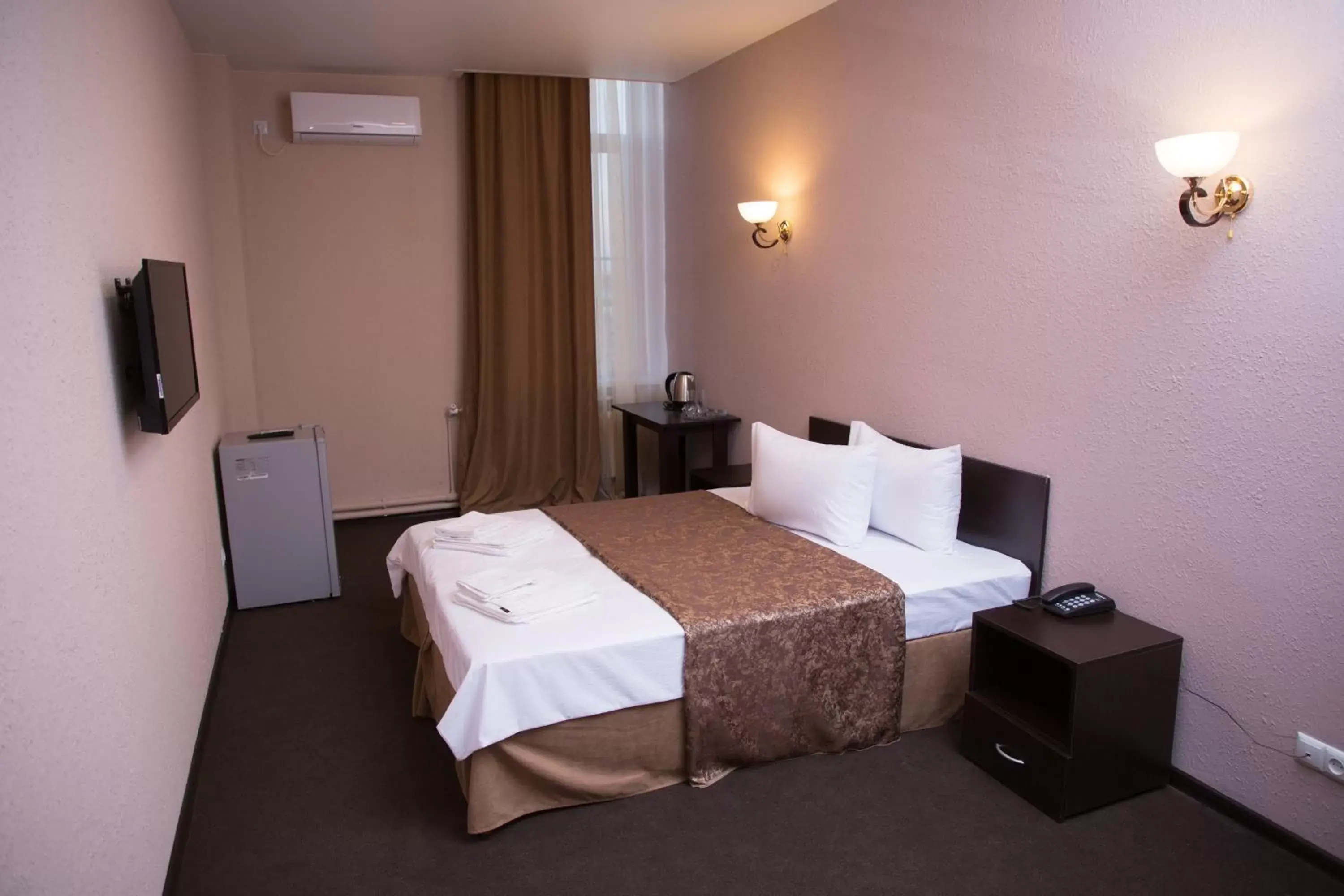 Double or Twin Room - single occupancy in Richmind Hotel Double or Twin Room - single occupancy in Richmind Hotel