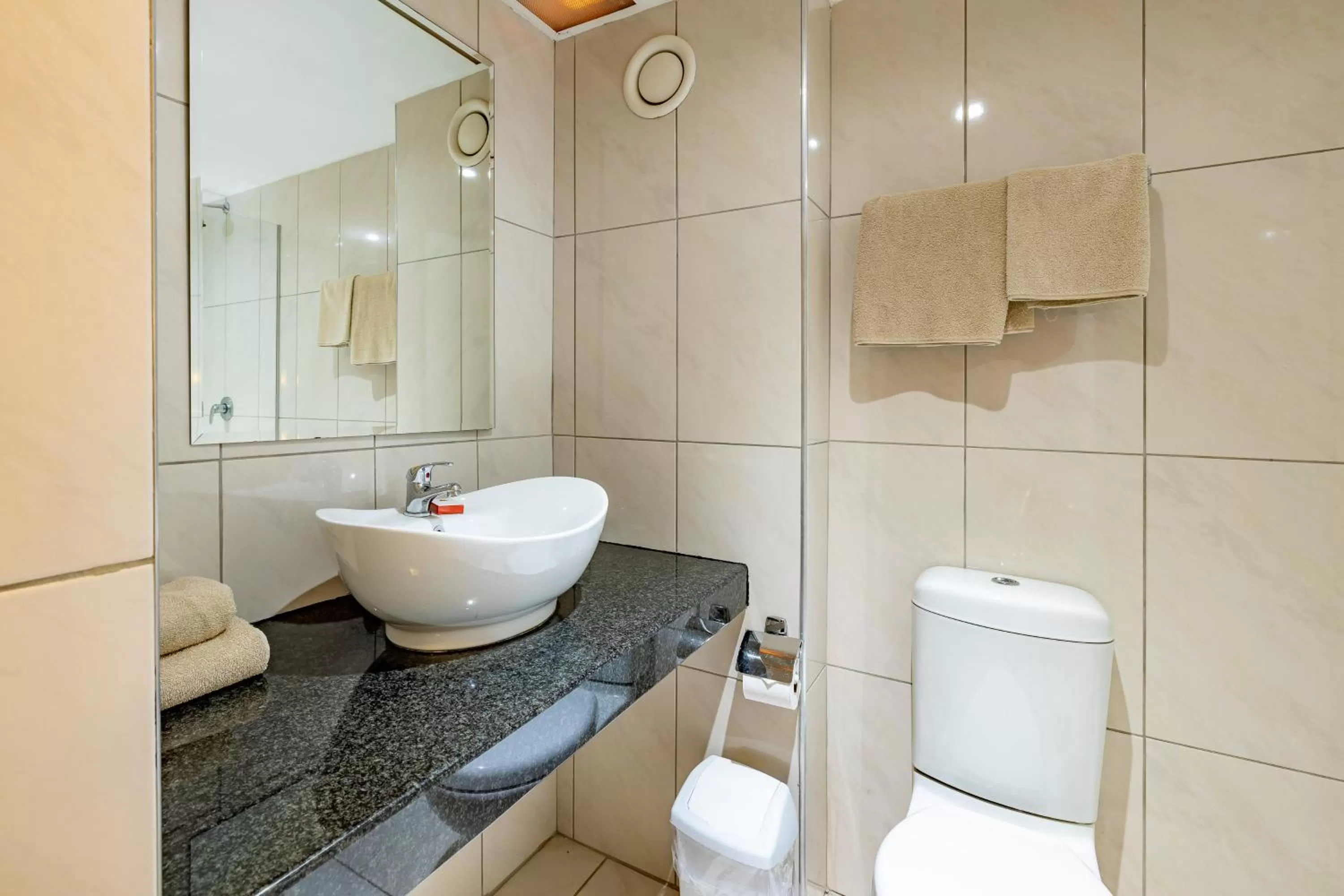 Bathroom in African Sky Hotels - Pine Lake Inn