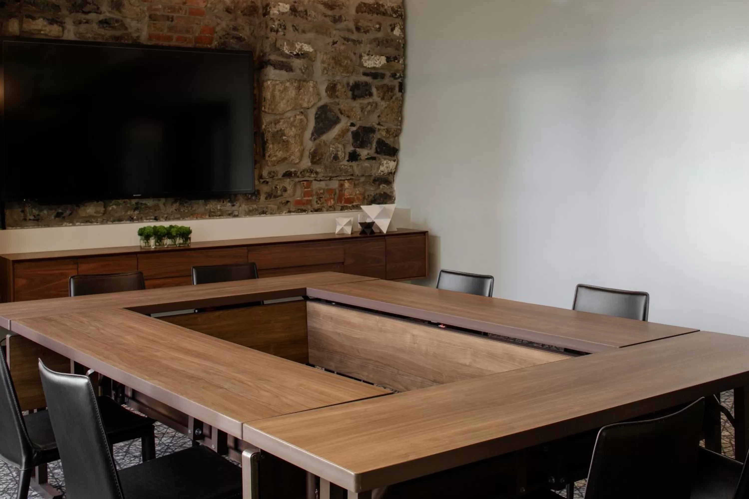 Meeting/conference room in William Gray by Gray Collection