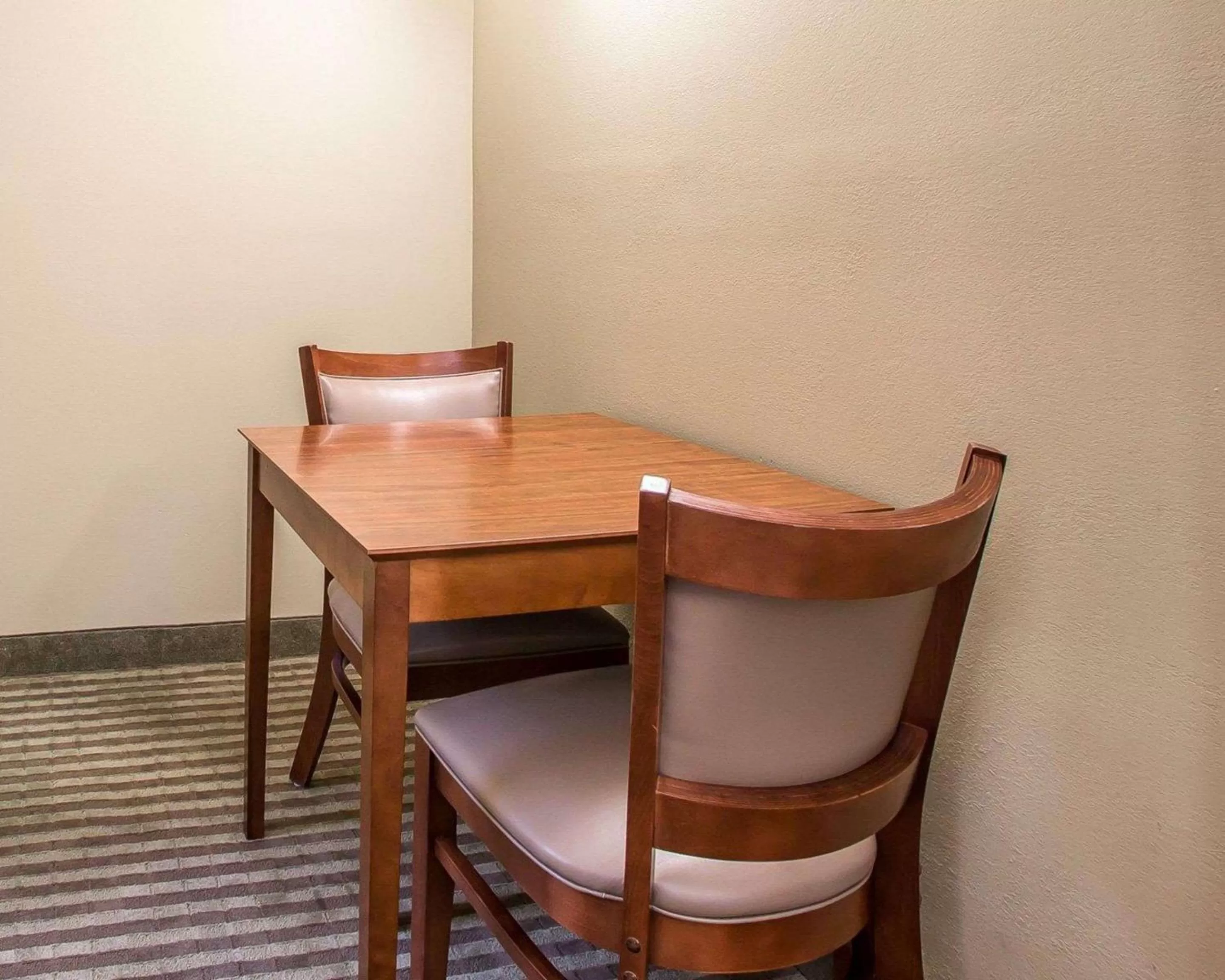 Photo of the whole room in Comfort Inn Hammond I-94