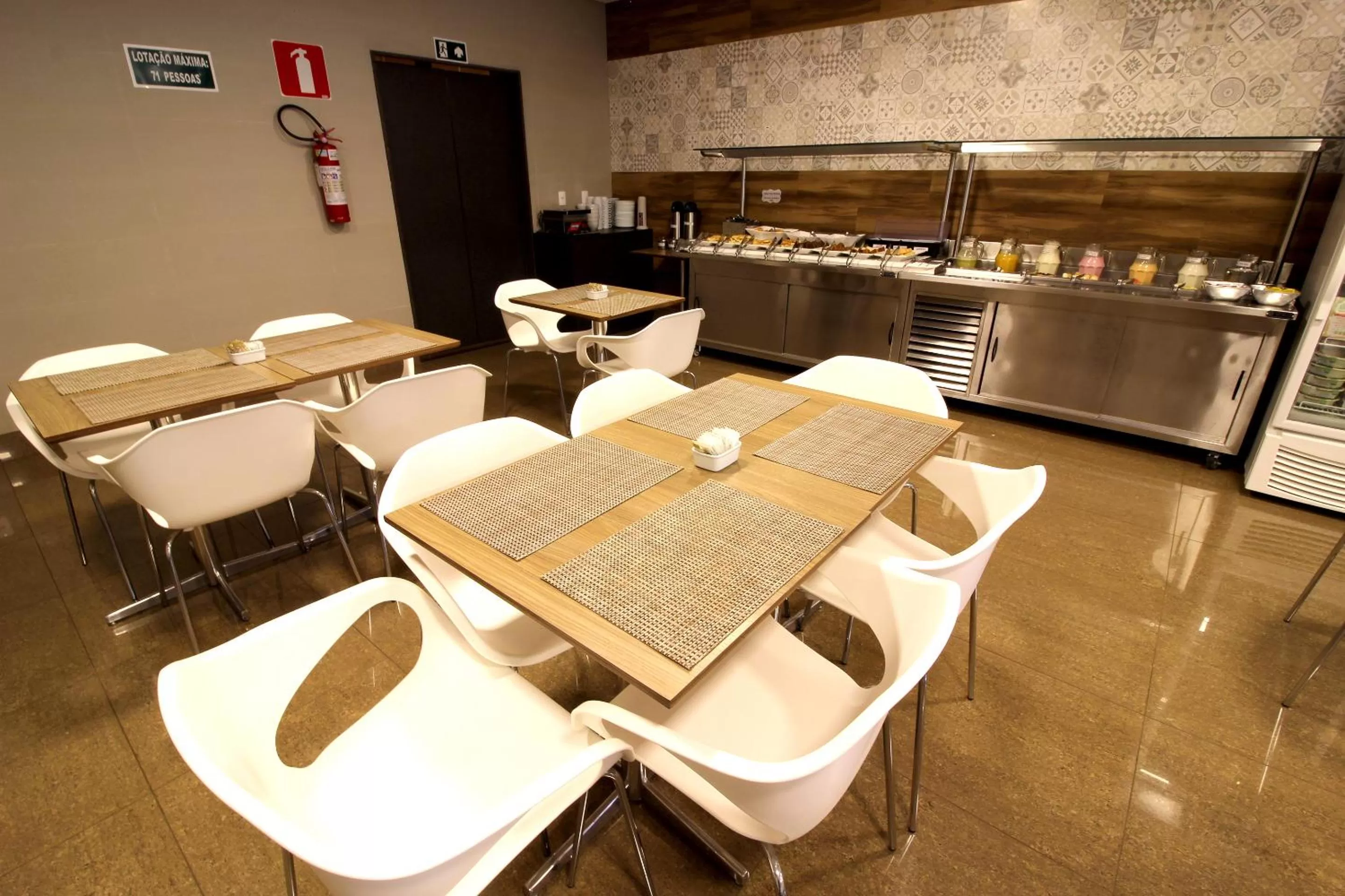 Food and drinks in Impar Suites Barao de Cocais