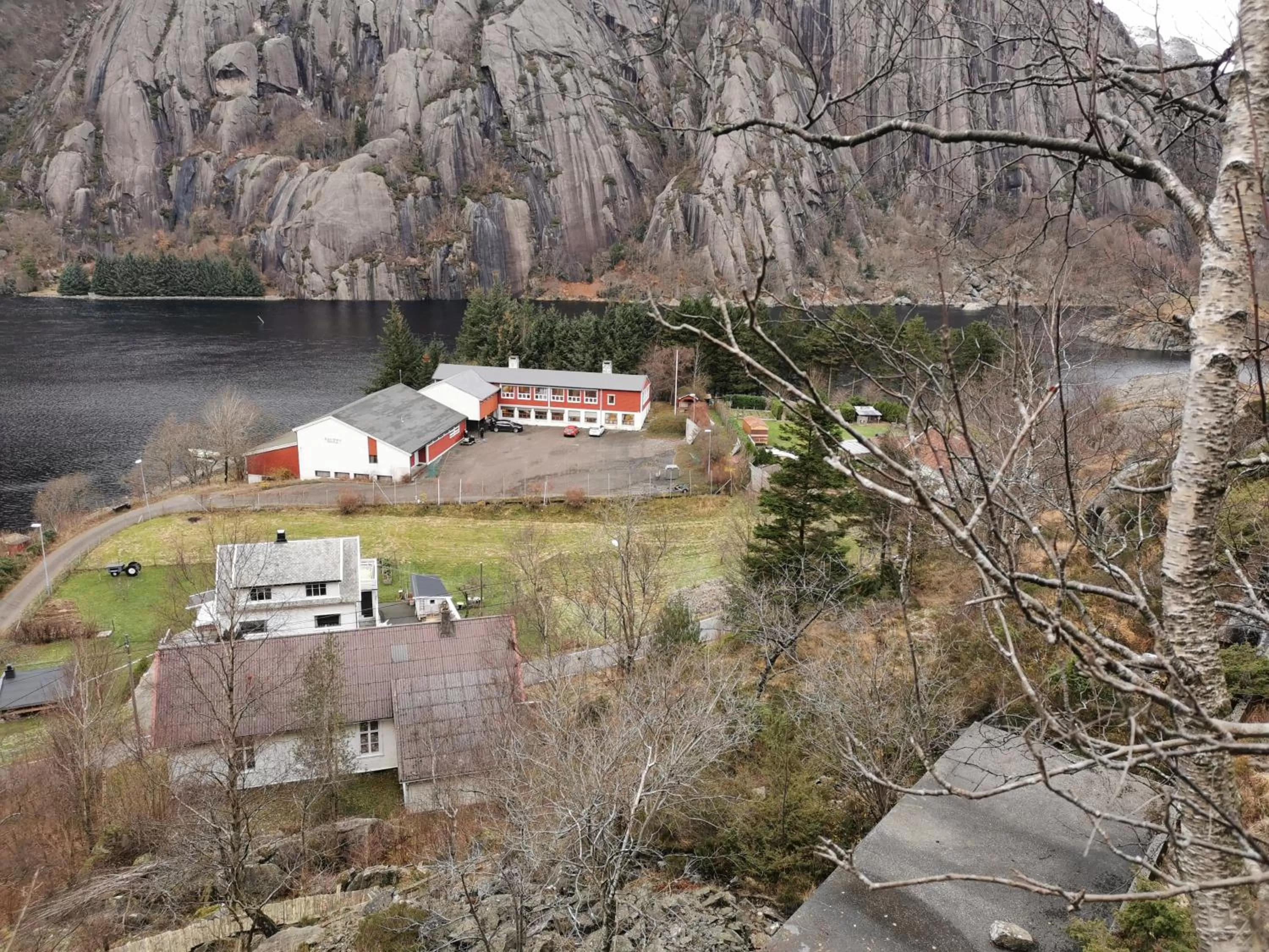 Property building in Brufjell Hostel & Parking