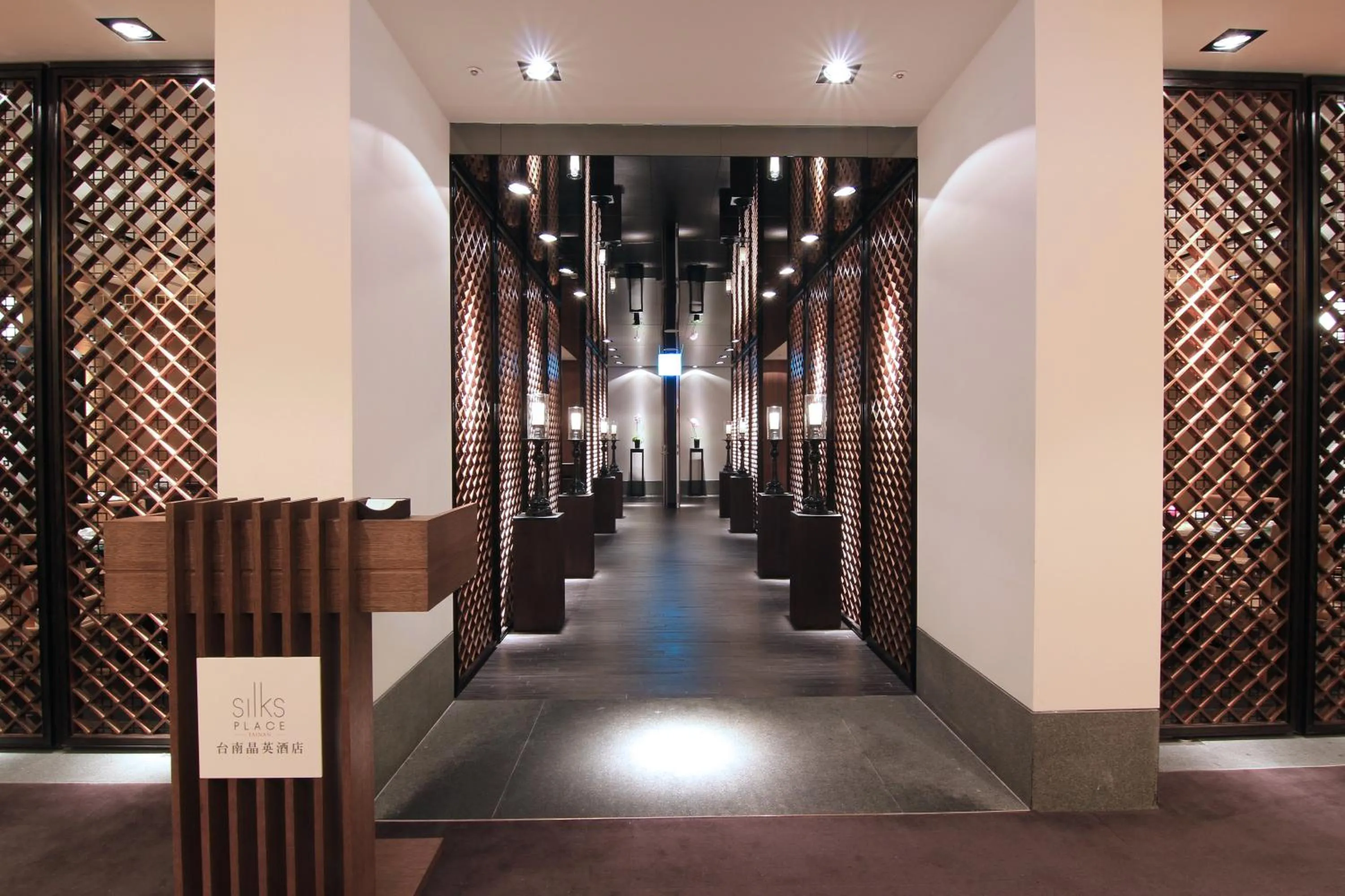 Restaurant/places to eat in Silks Place Tainan