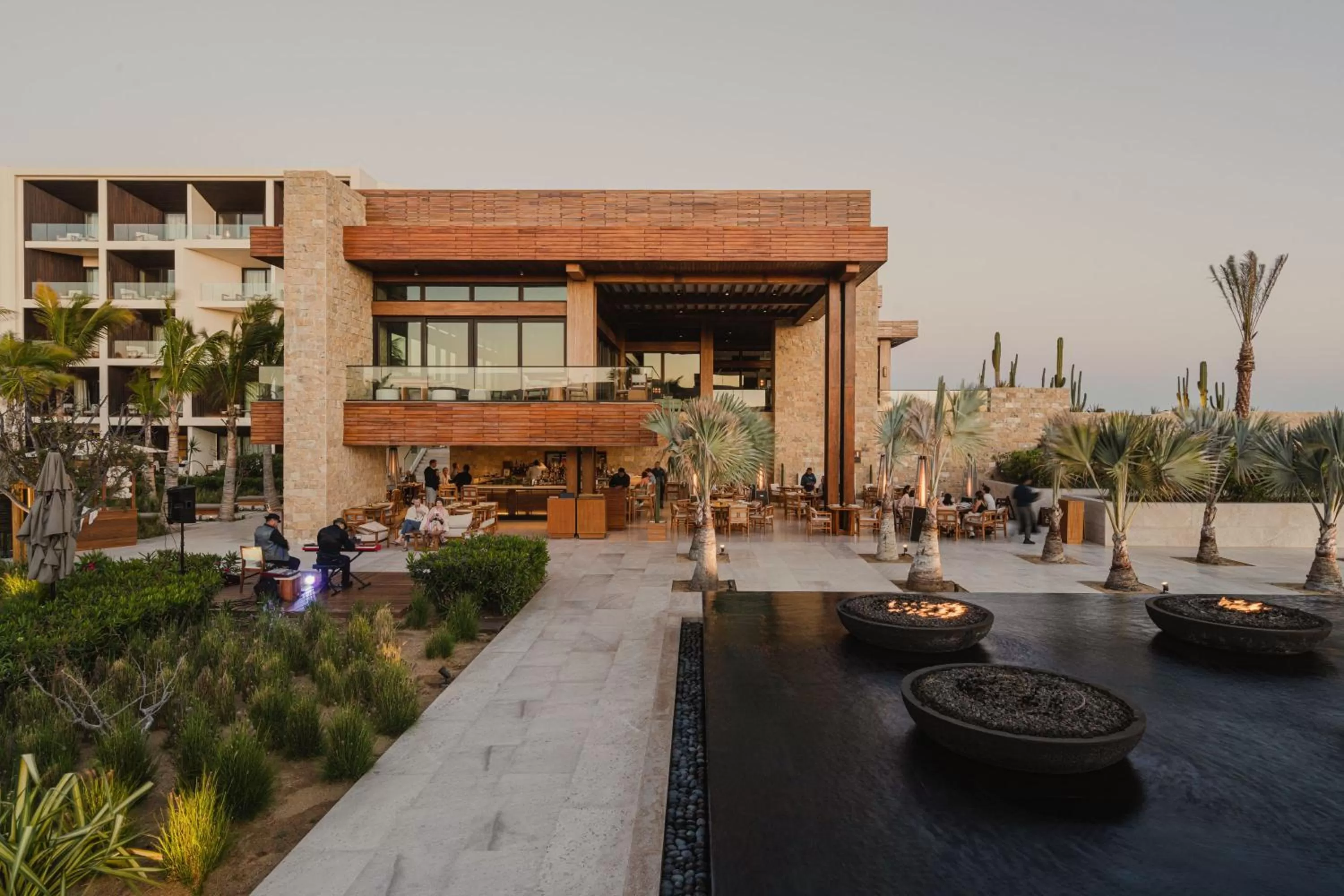 Restaurant/places to eat in Nobu Hotel Los Cabos