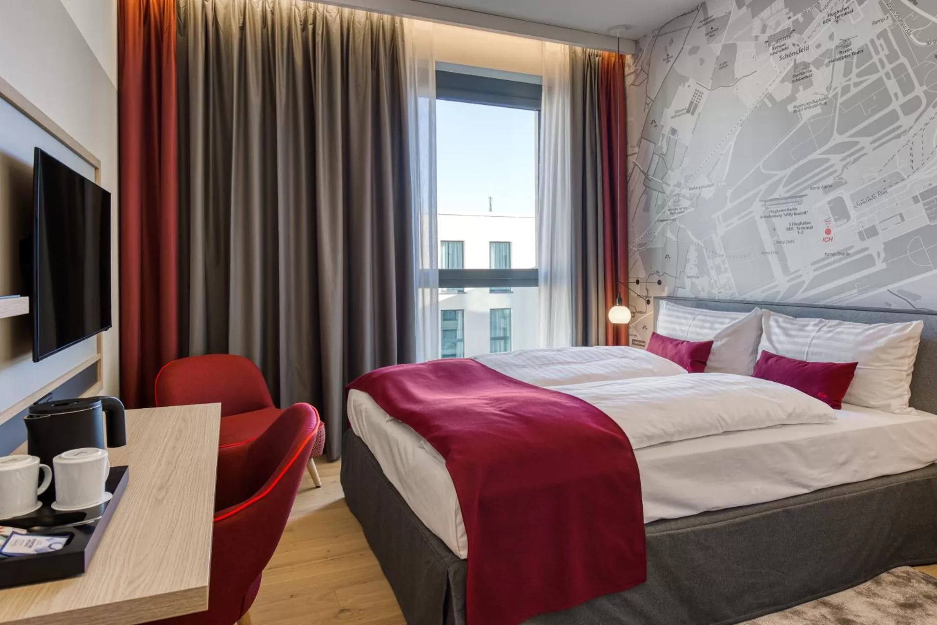 Photo of the whole room, Bed in IntercityHotel Berlin Airport BER Terminal 1 & 2