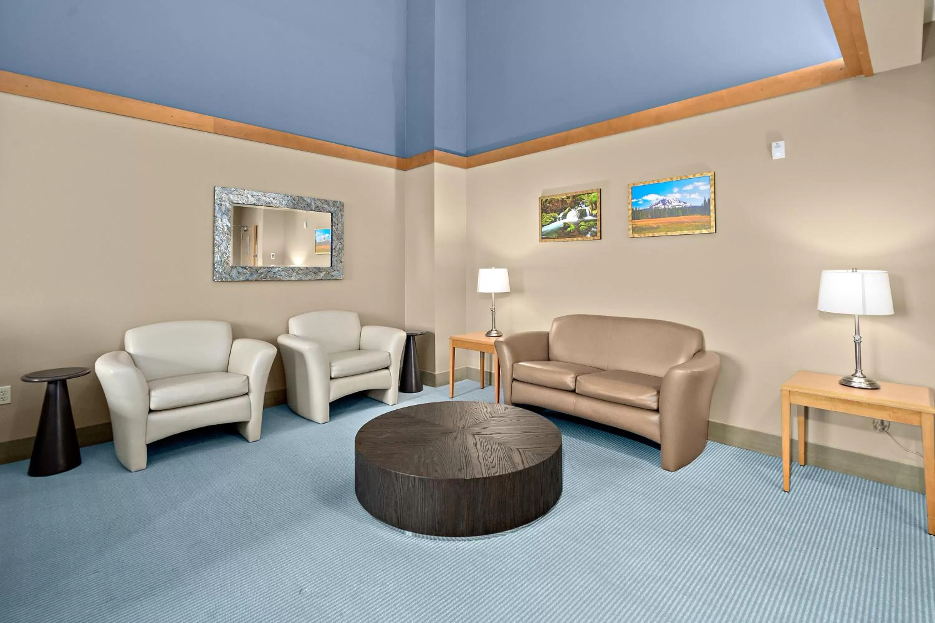 Seating area in Lucky Eagle Casino & Hotel (Washington)