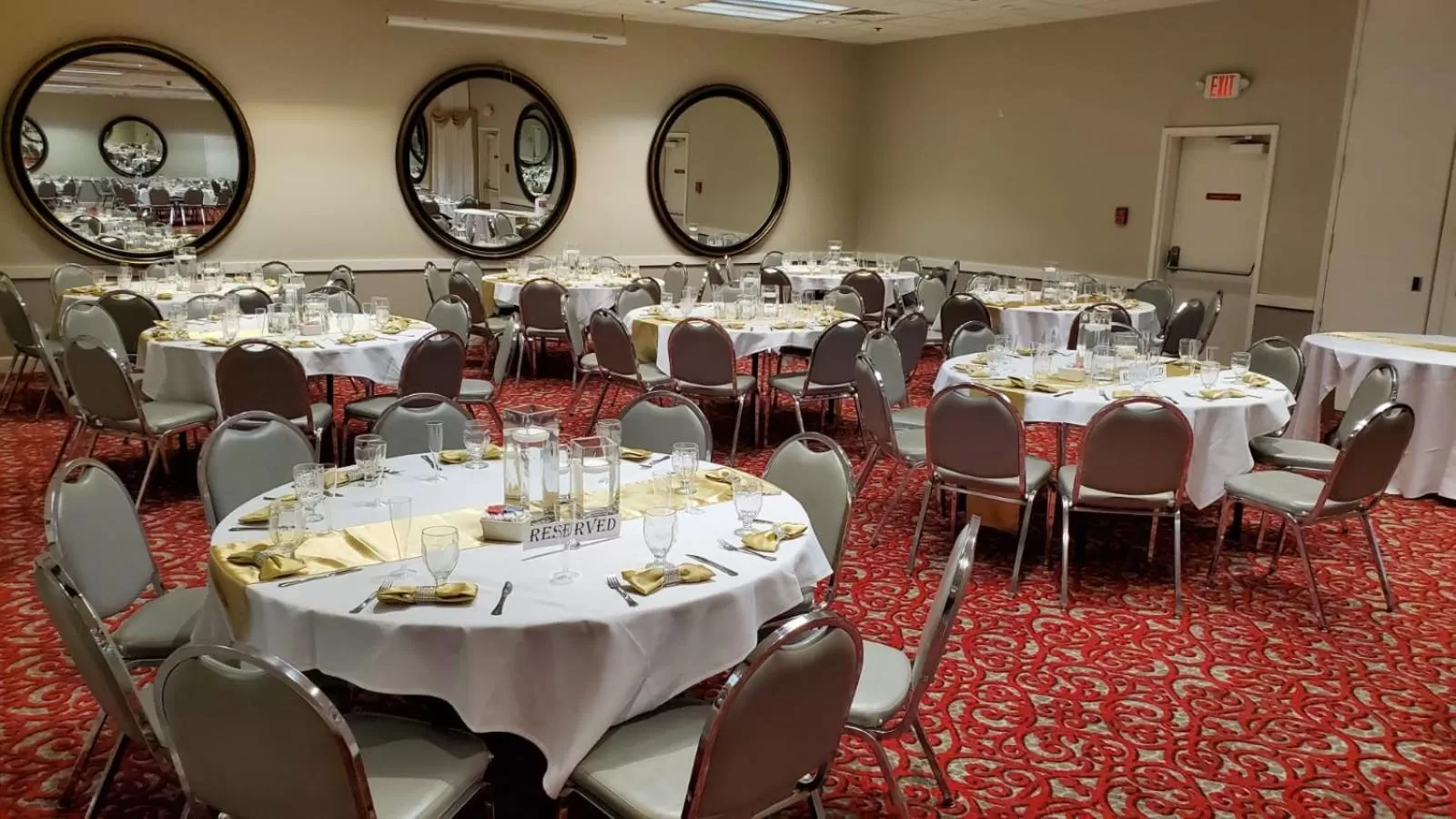 Banquet/Function facilities in Ramada by Wyndham Barstow