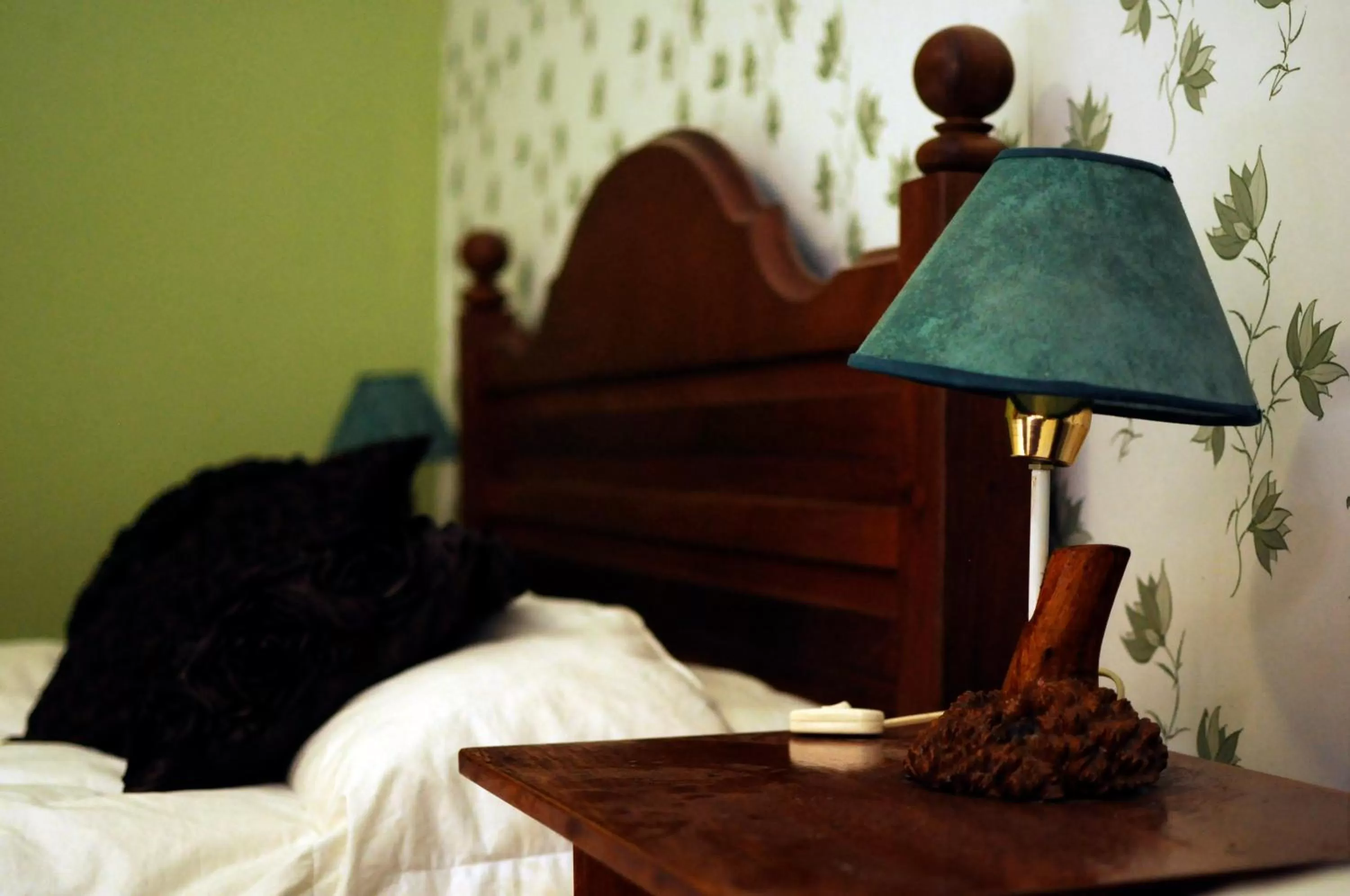 Bedroom, Bed in Mirador del Beagle Hosteria