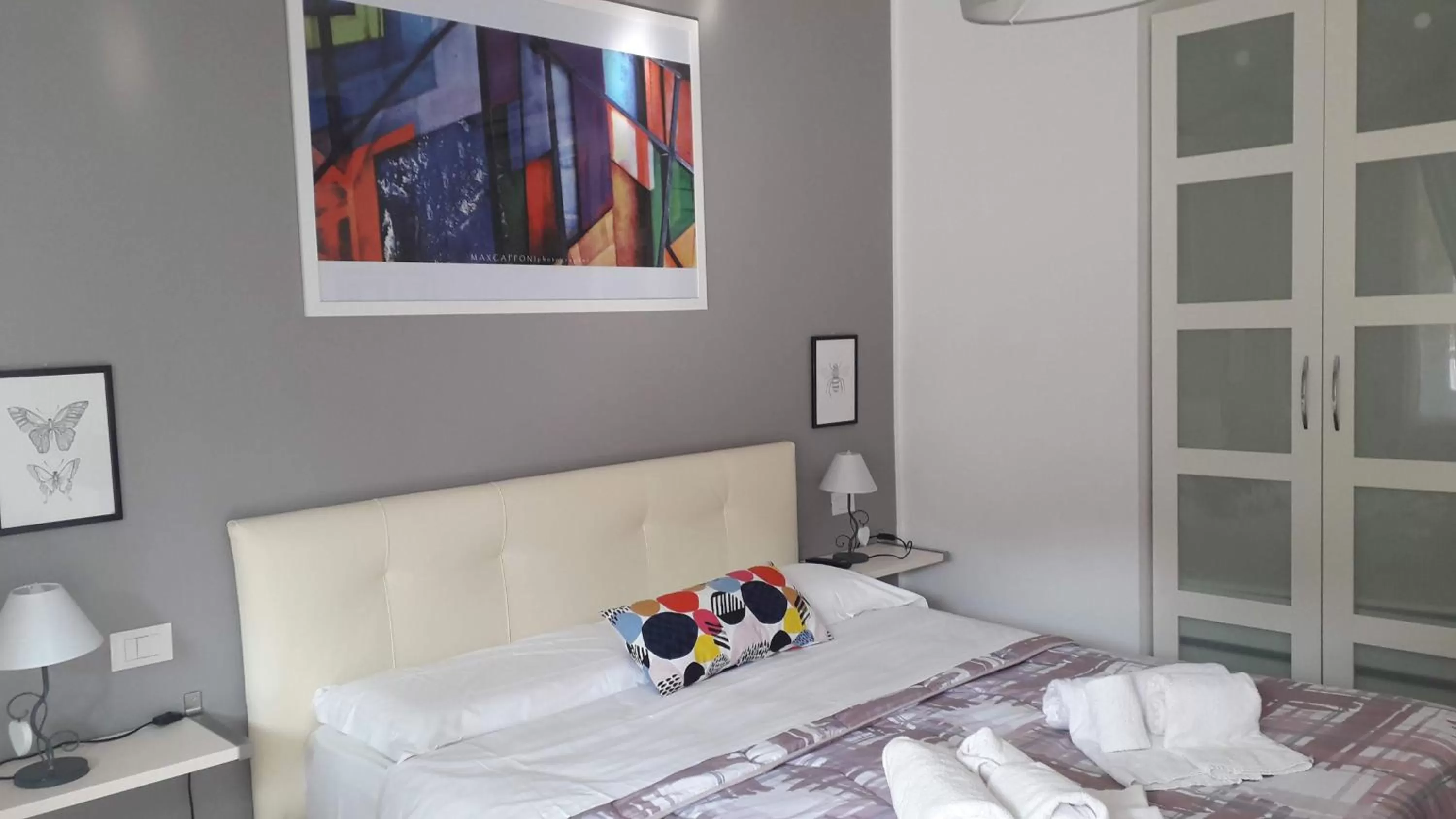 Bedroom, Bed in Domus Raffaello