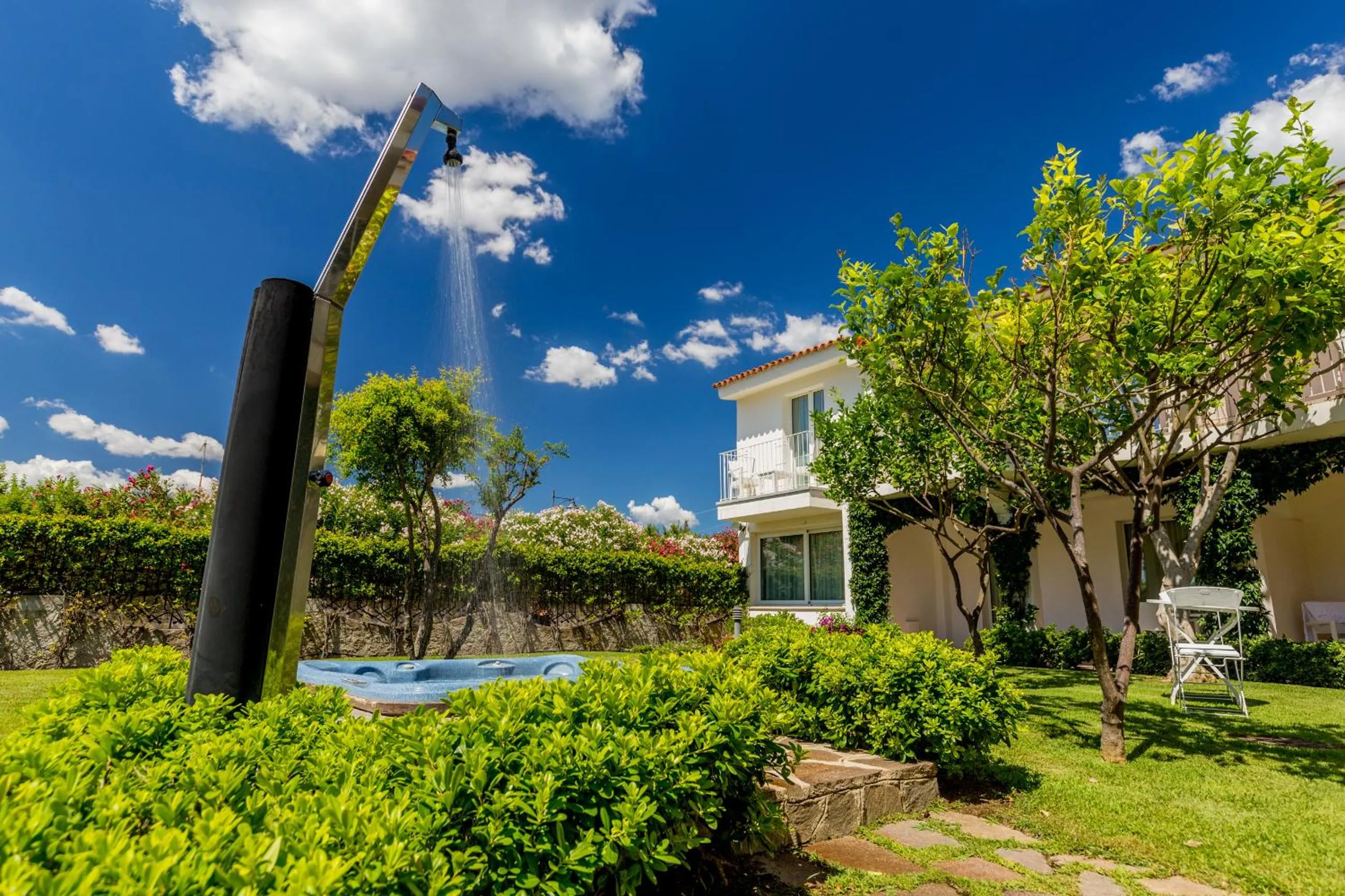 Hot Tub in The Pelican Beach Resort & SPA - Adults Only