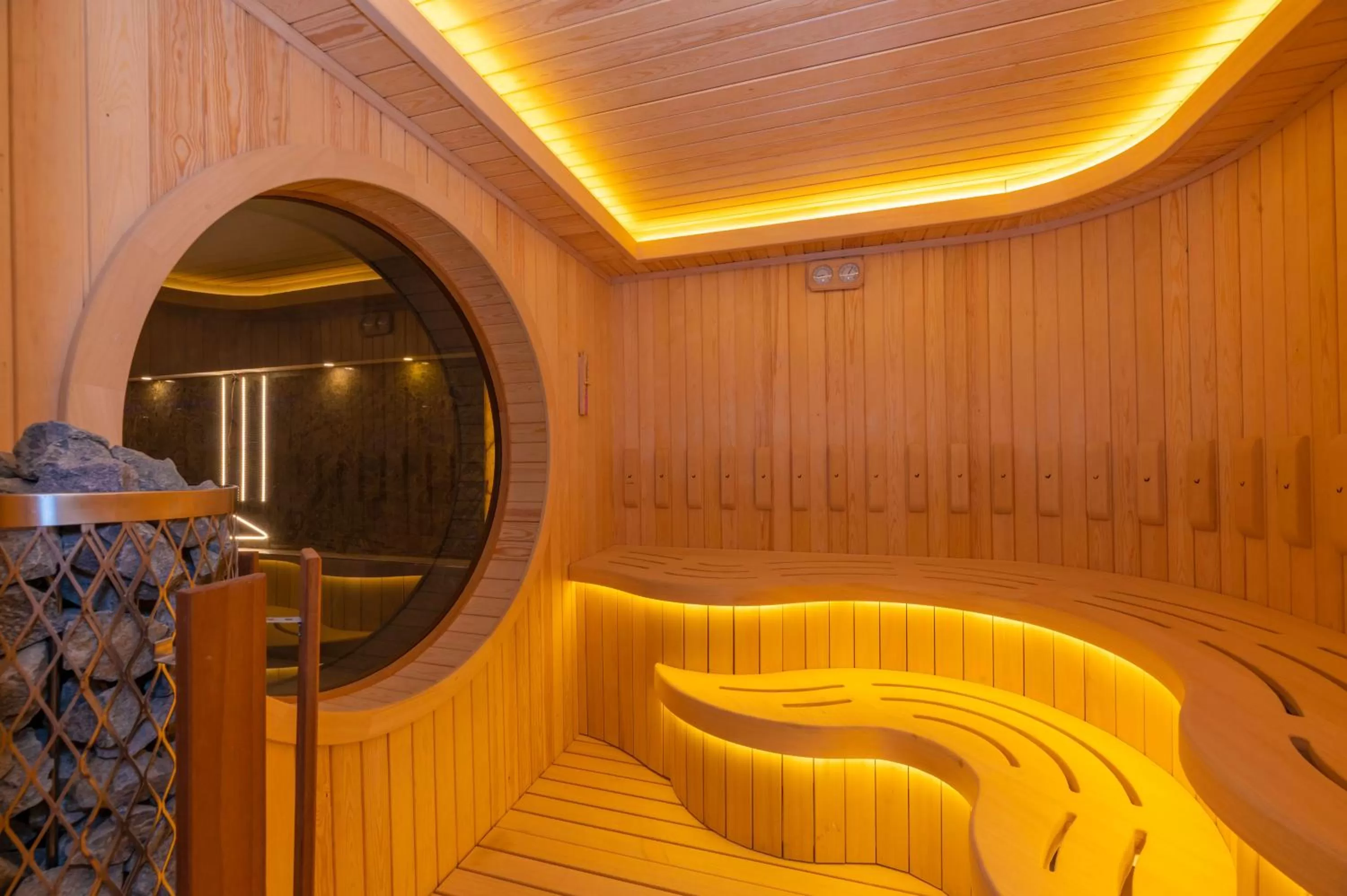 Living room in Ramada By Wyndham Istanbul Pera Taksim