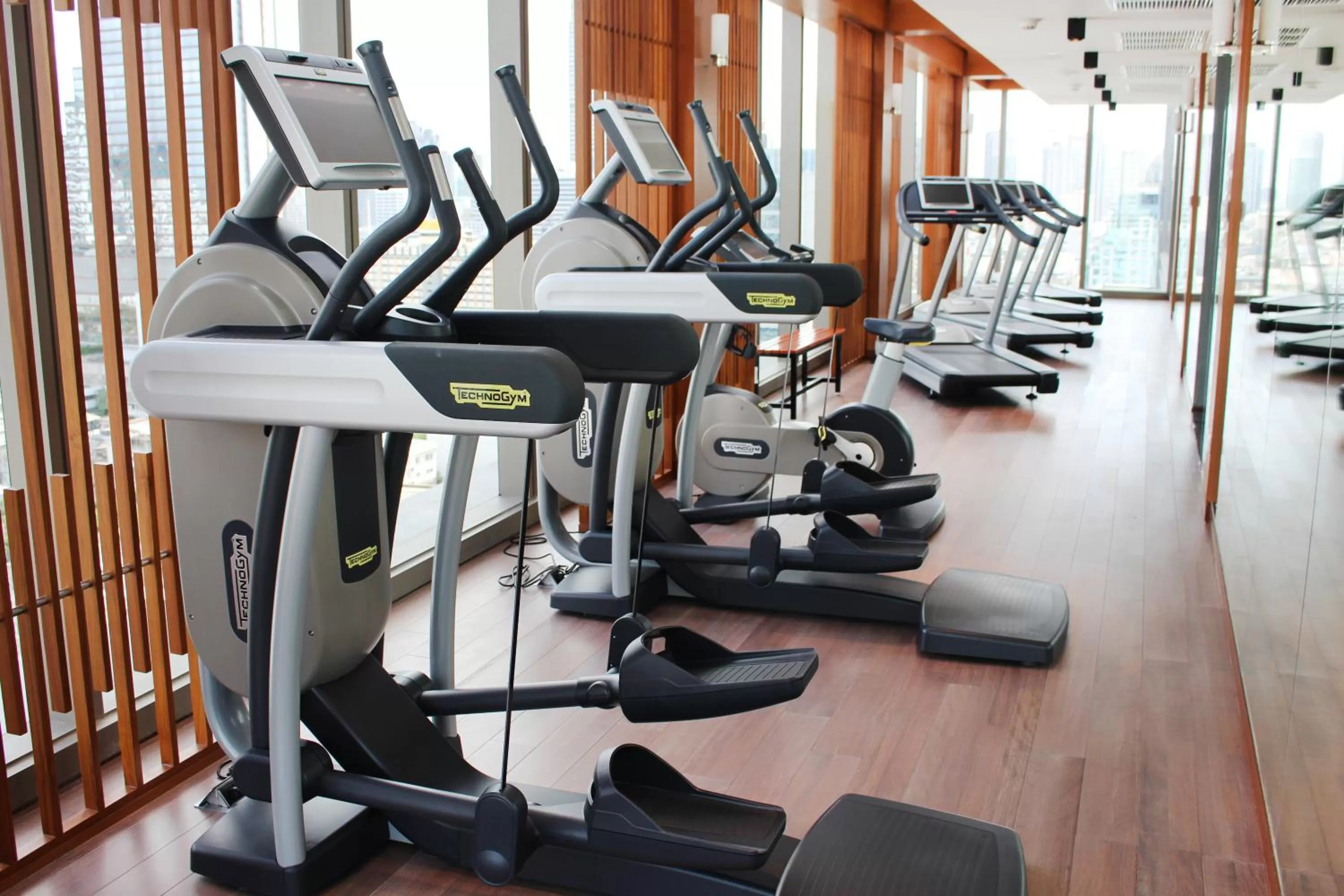 Fitness centre/facilities in Amara Bangkok Hotel