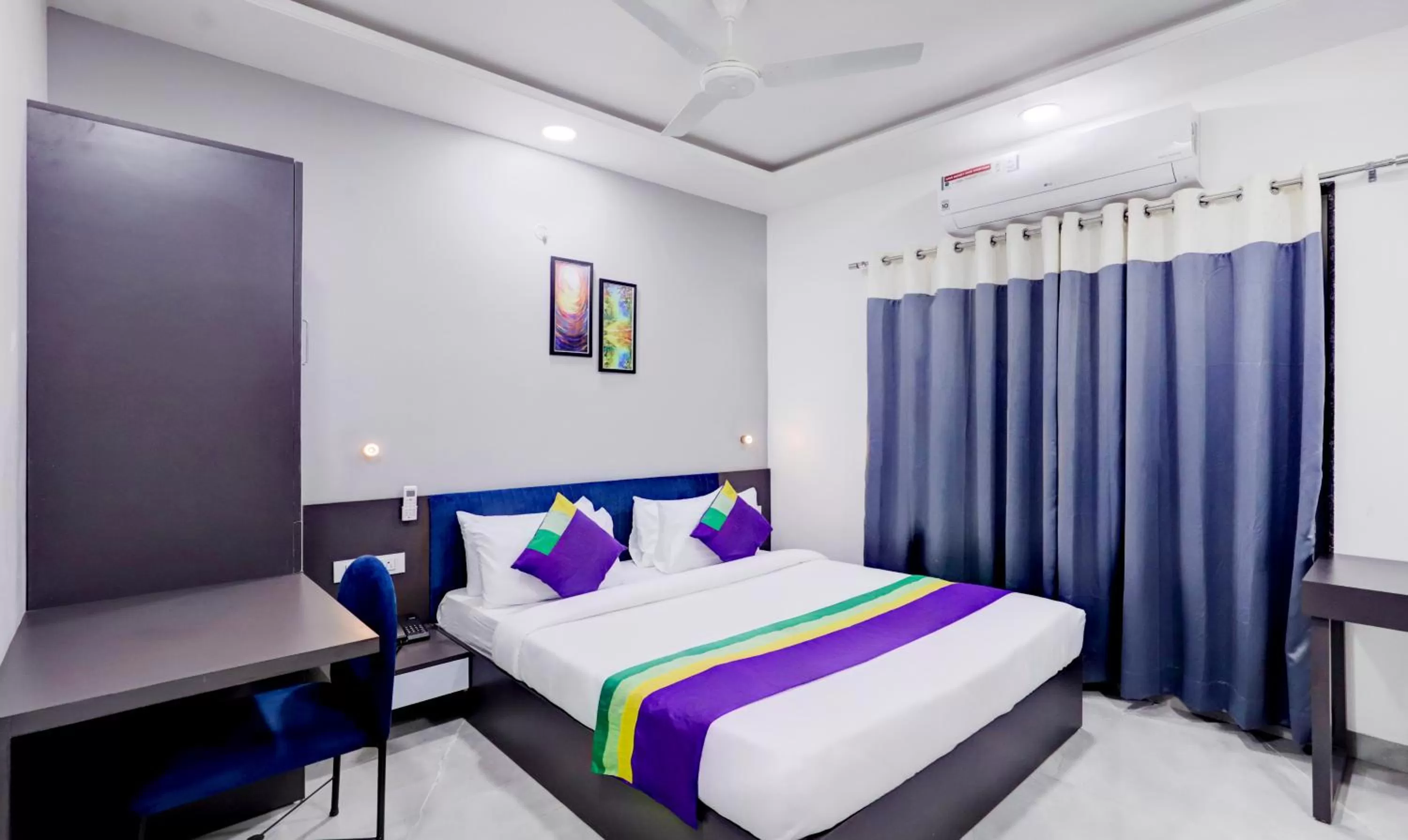 Bedroom, Bed in Treebo Finesta Suites, Nagpur Airport