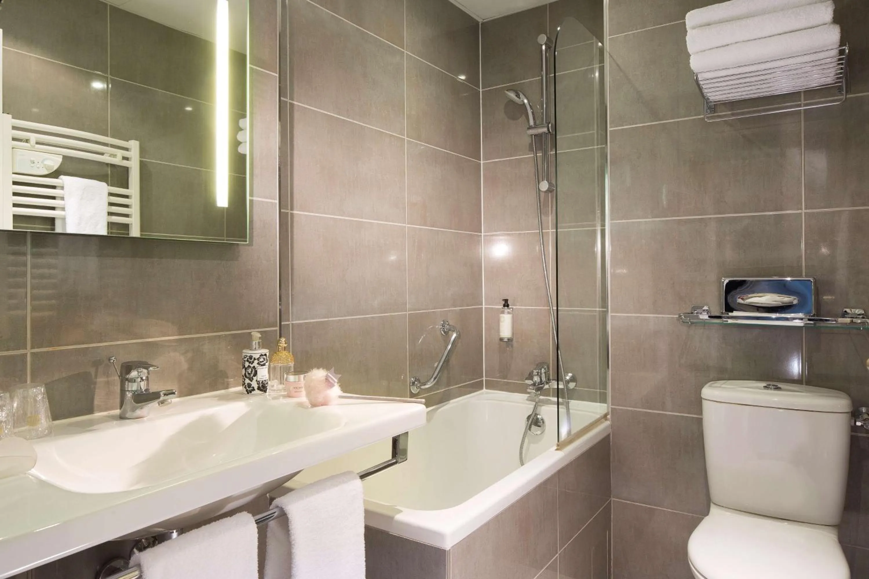 Bathroom in Hotel Best Western Anjou Lafayette