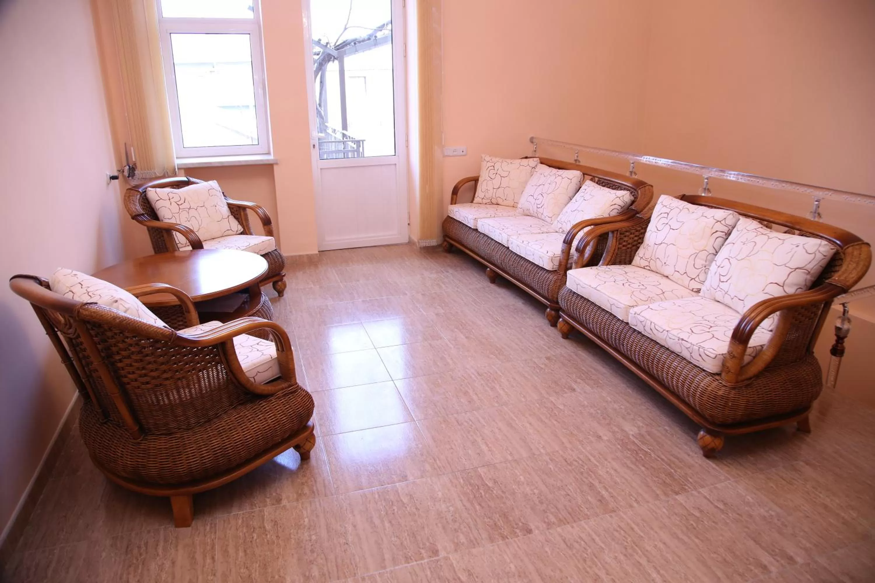 Communal lounge/ TV room, Bed in Hotel For You