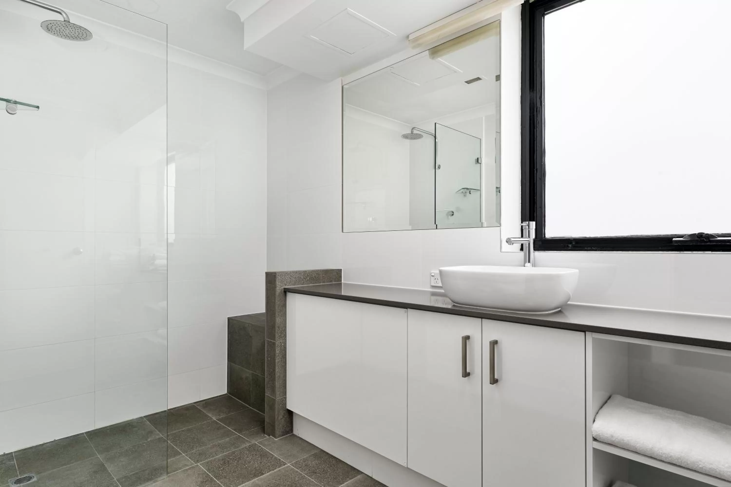 Shower in Quest West End