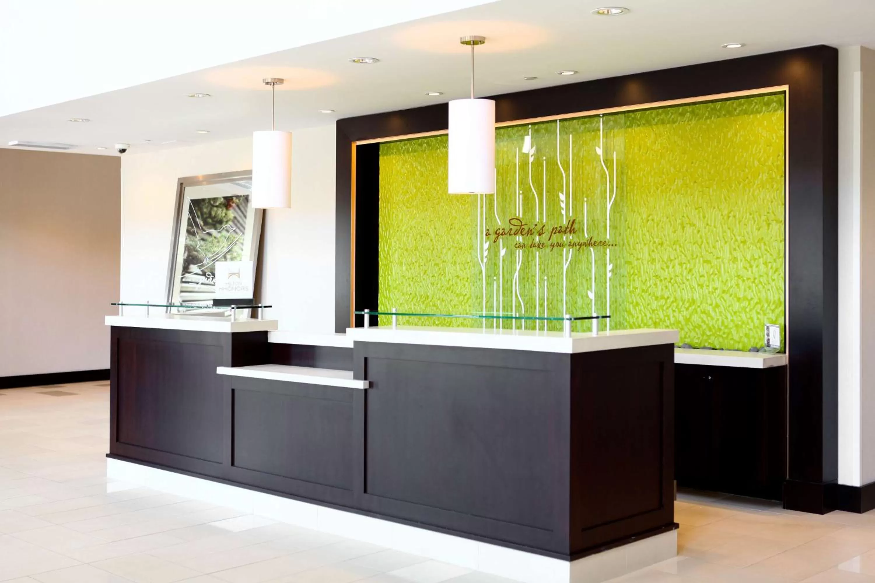 Lobby or reception in Hilton Garden Inn Olathe
