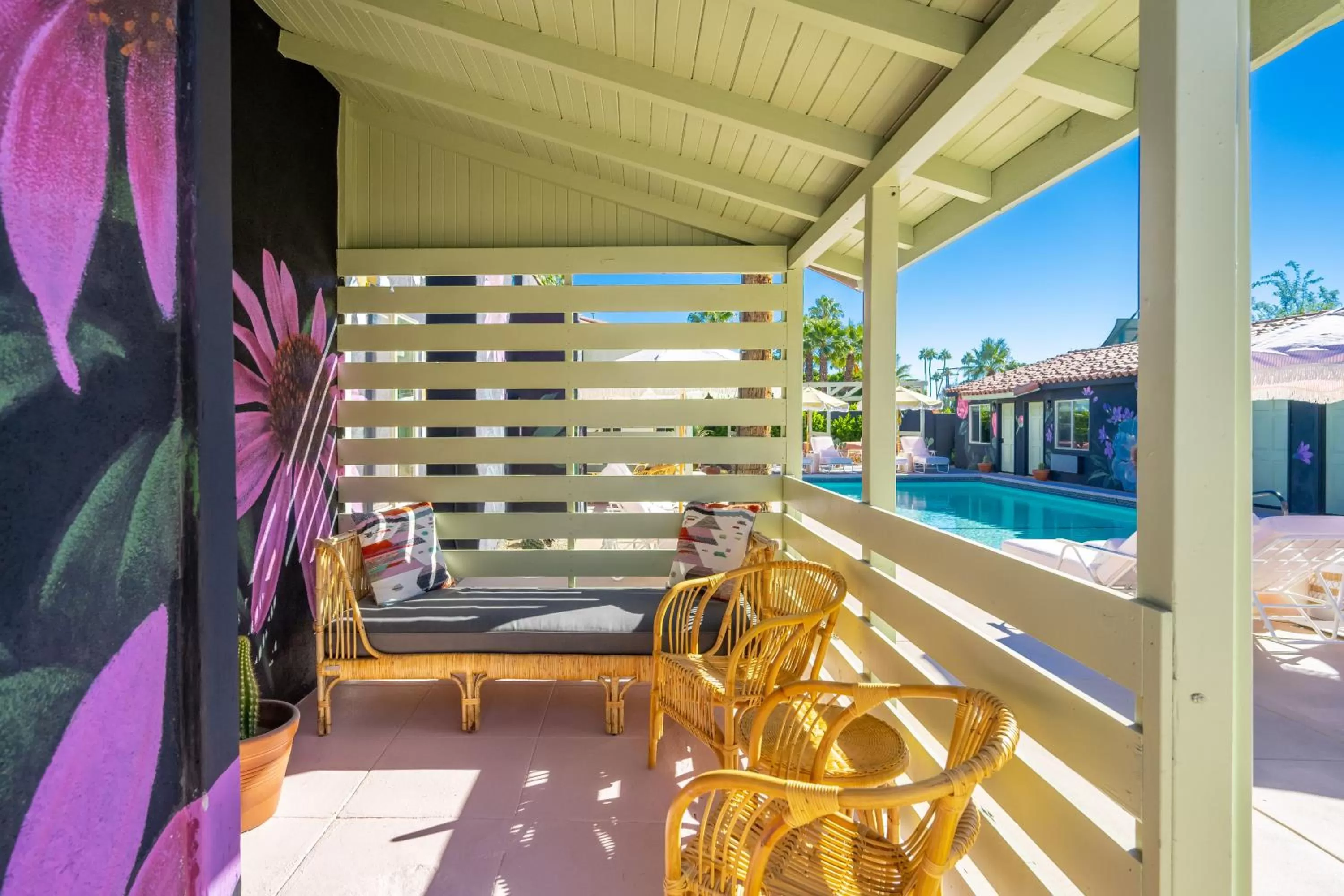 Patio in Fleur Noire Hotel - 21 and Over