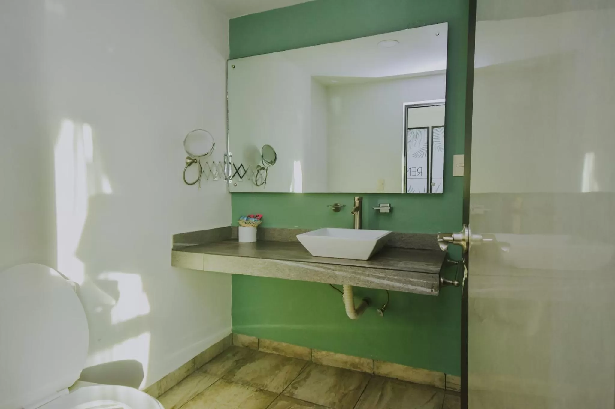 Bathroom in Hotel Florencia Poza Rica