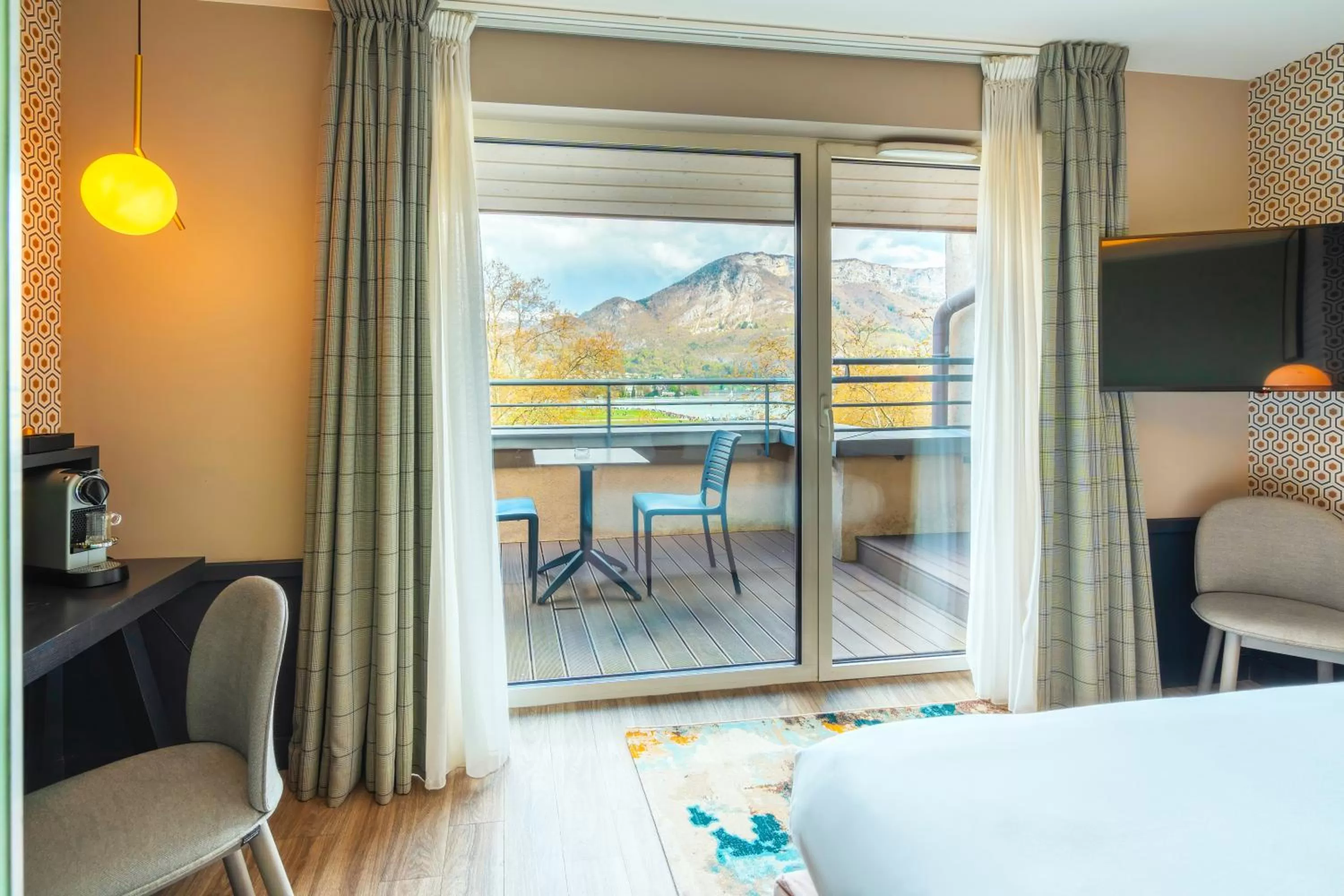 Balcony/Terrace, Bed in Le Splendid Hotel Lac D'Annecy - Handwritten Collection