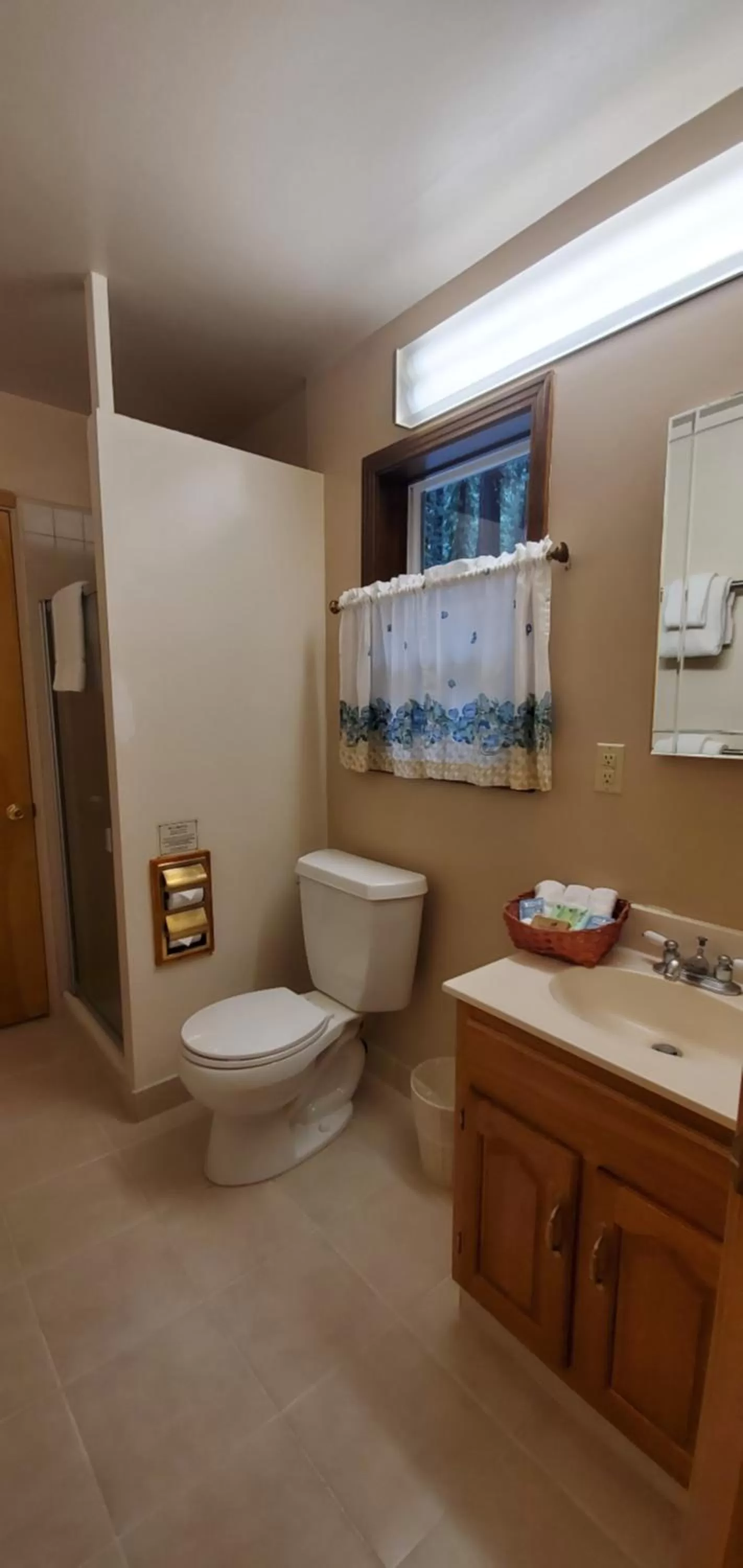Toilet, Bathroom in Fern River Resort
