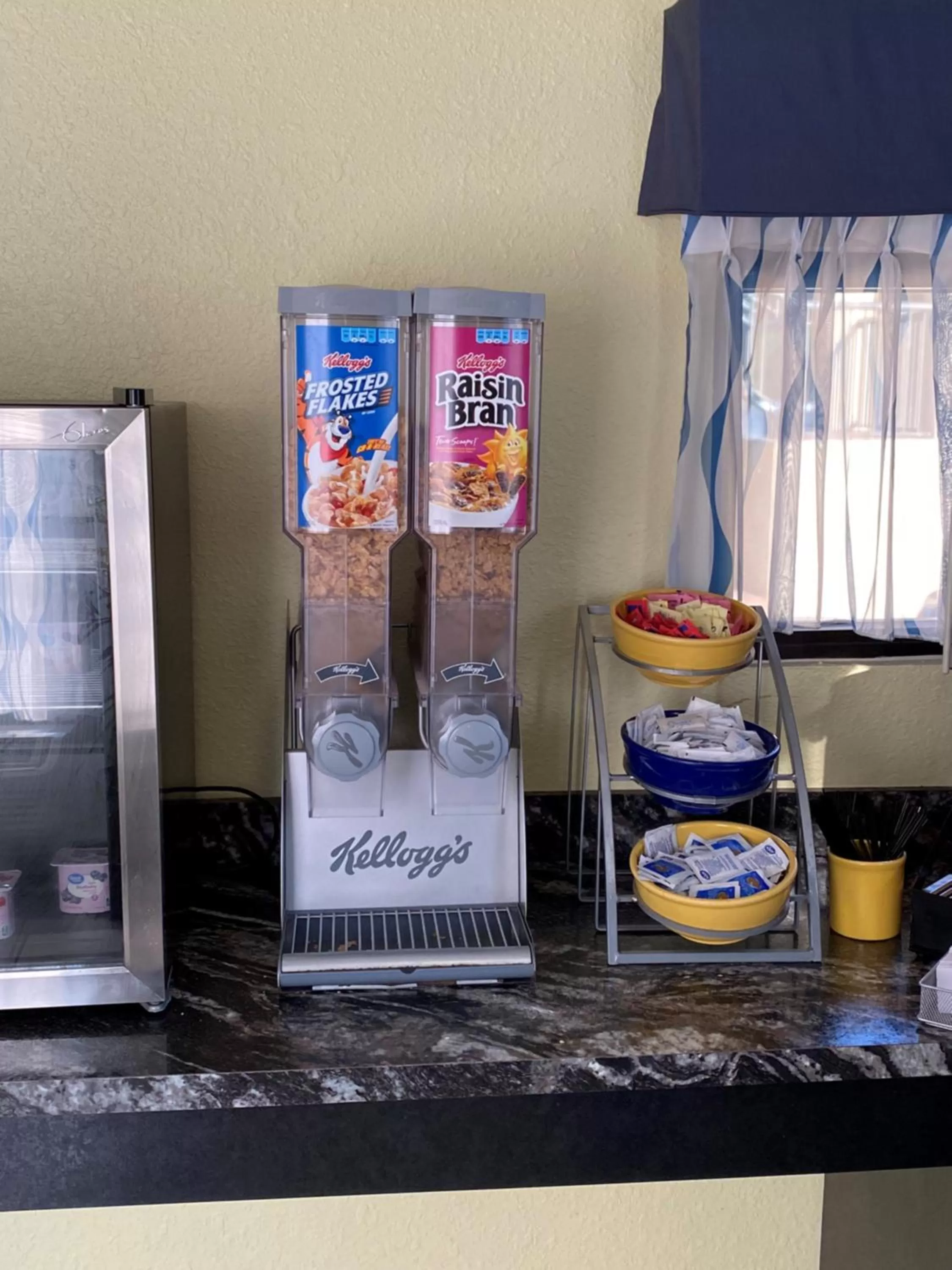 Breakfast in Days Inn by Wyndham Lake City I-10