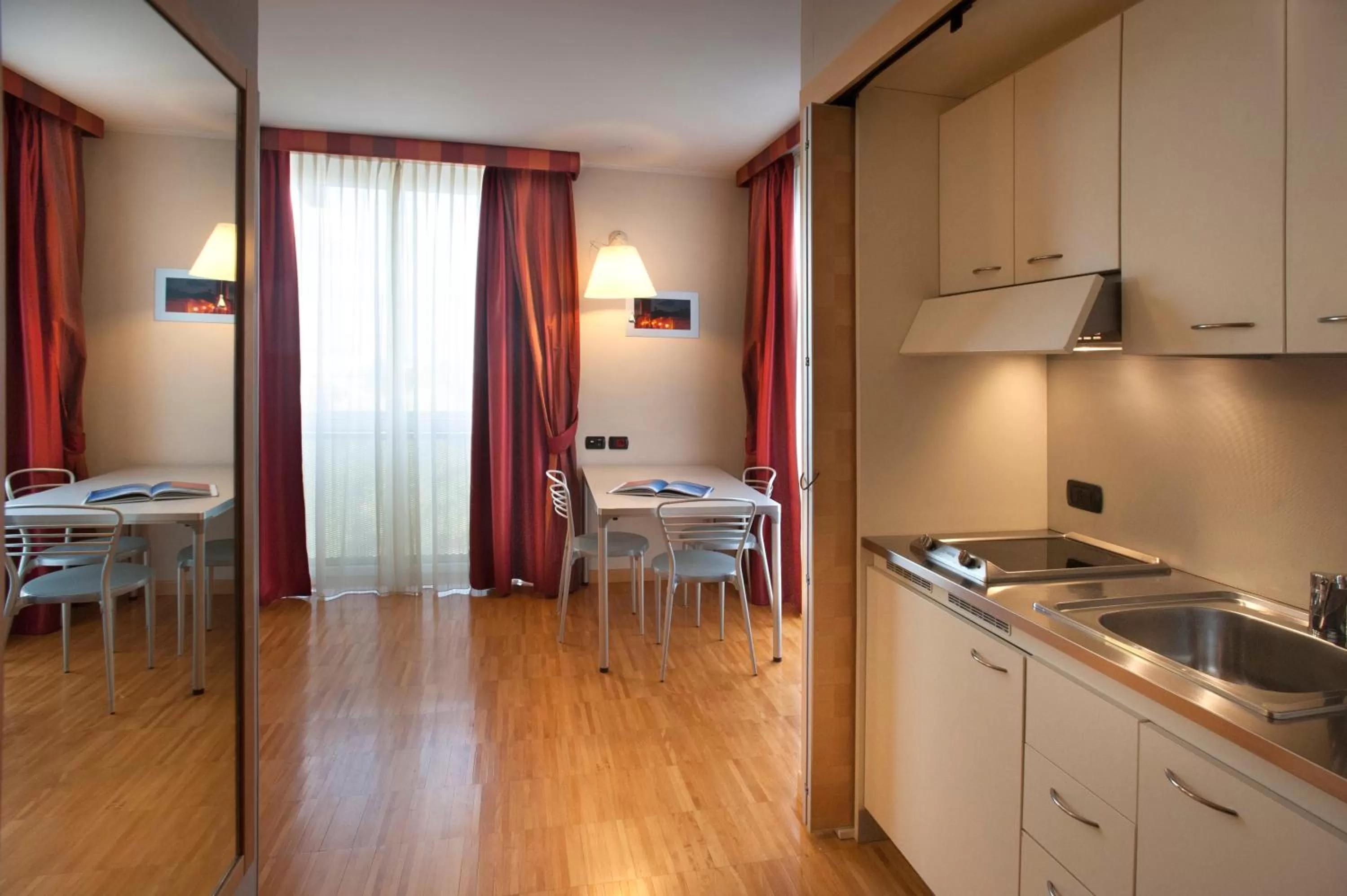 Kitchen or kitchenette in AlbaResidence Masera26