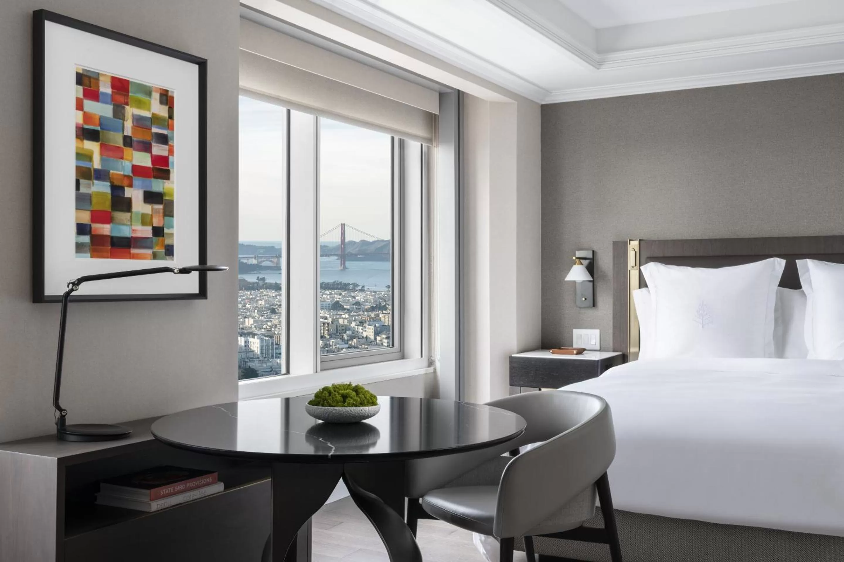 View (from property/room), Bed in Four Seasons Hotel San Francisco at Embarcadero