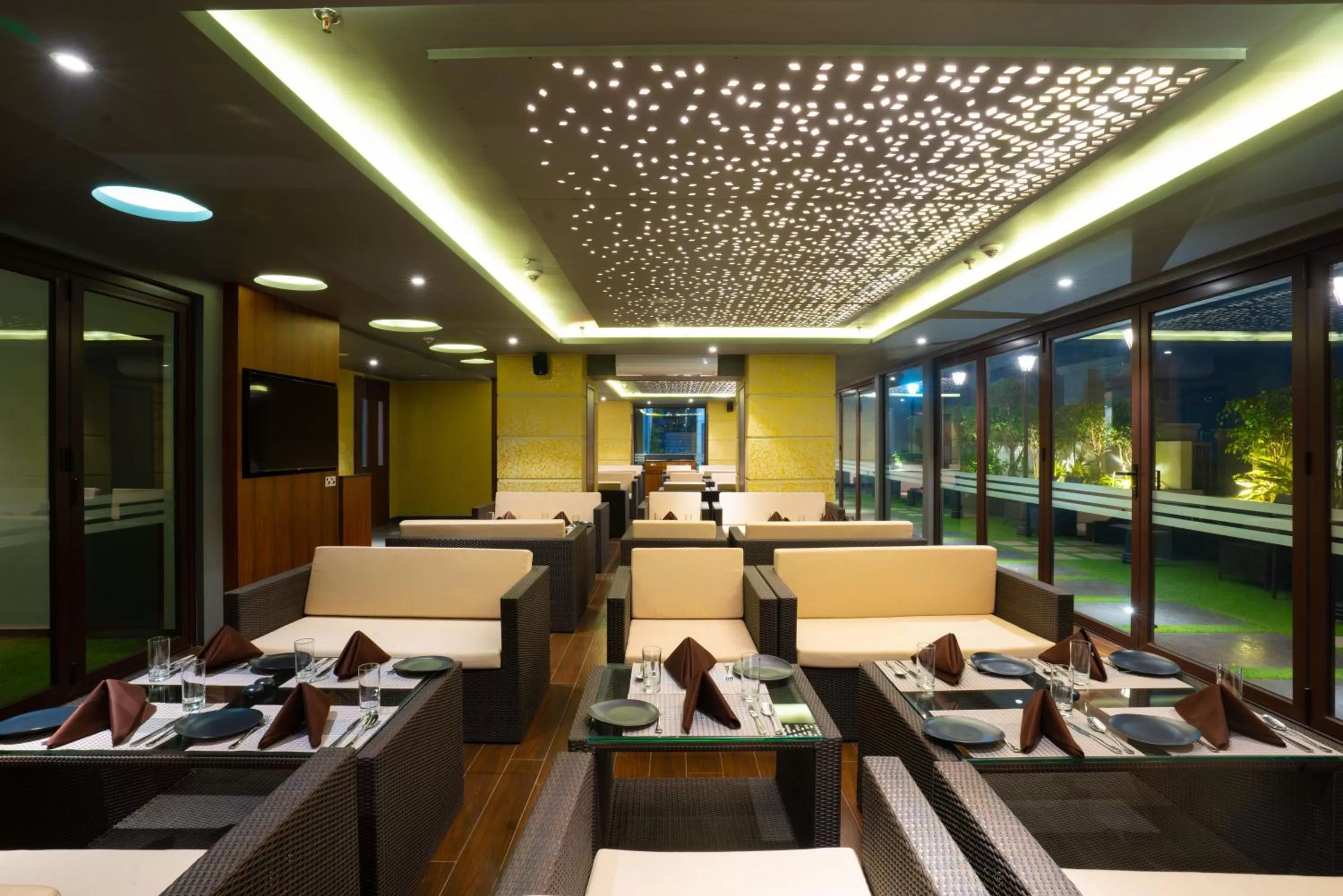 Lounge or bar in Ratnamouli Palace