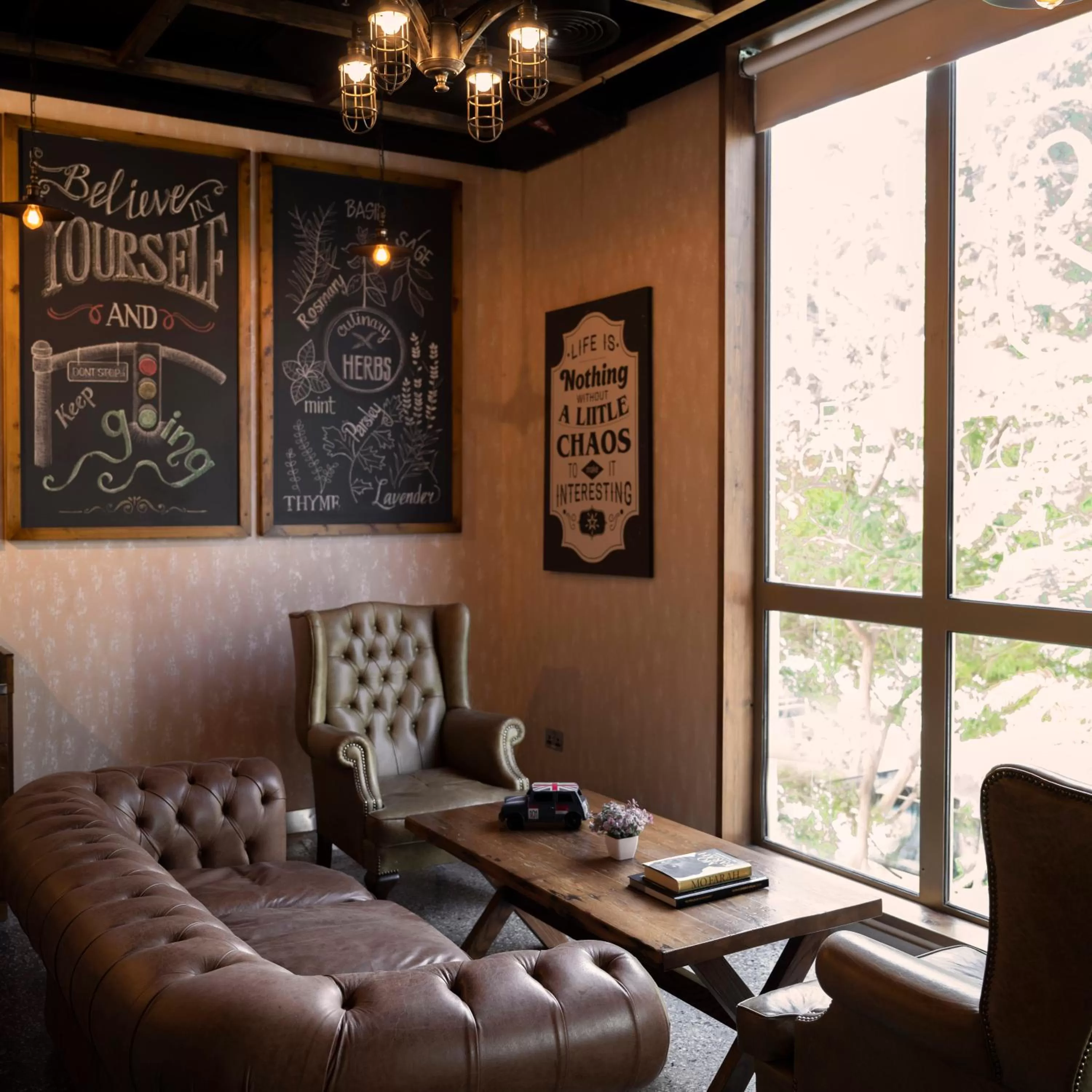 Restaurant/places to eat in Oaks Ibn Battuta Gate Dubai