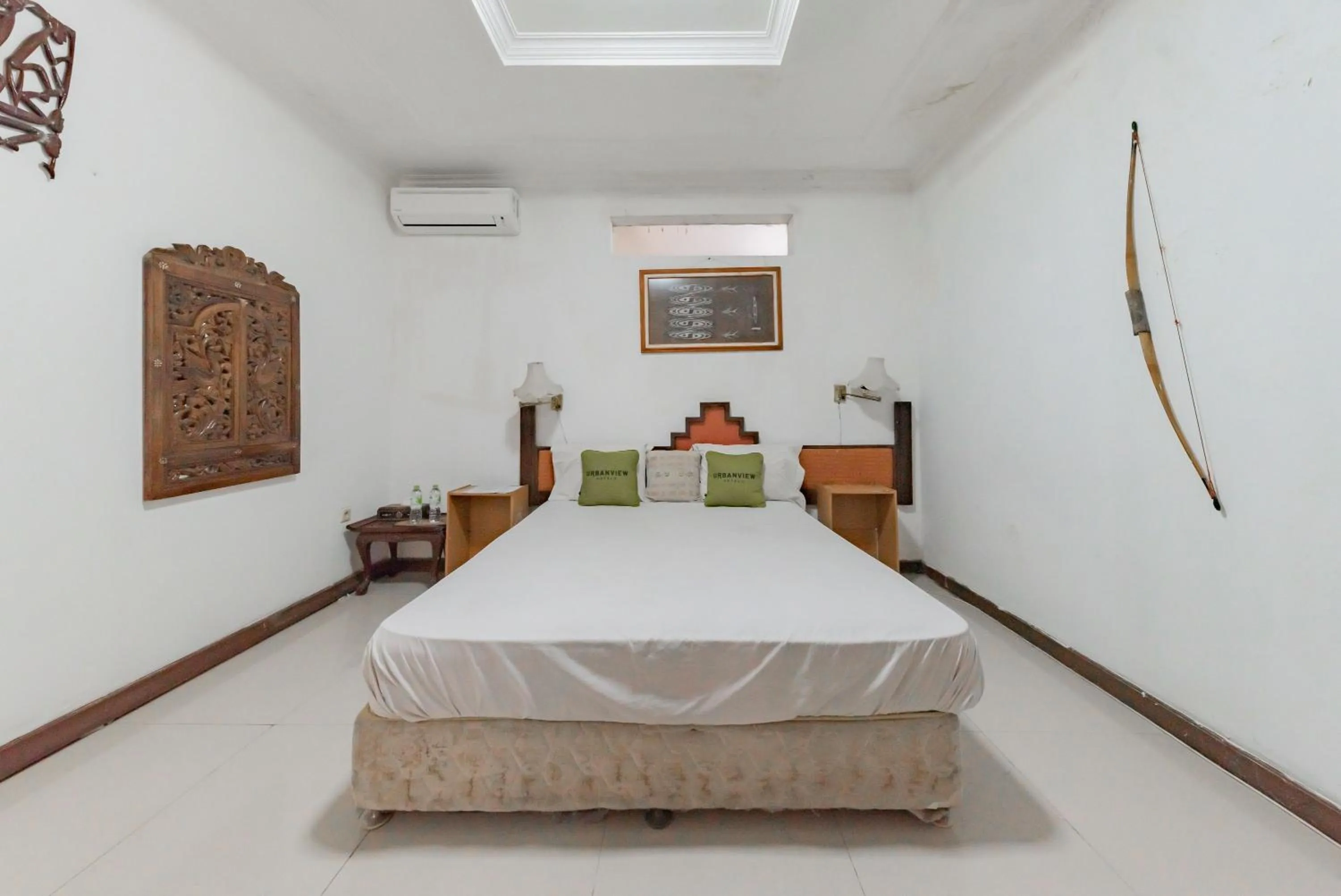 Superior Double Room in Urbanview De Ethnic Hotel Bandung