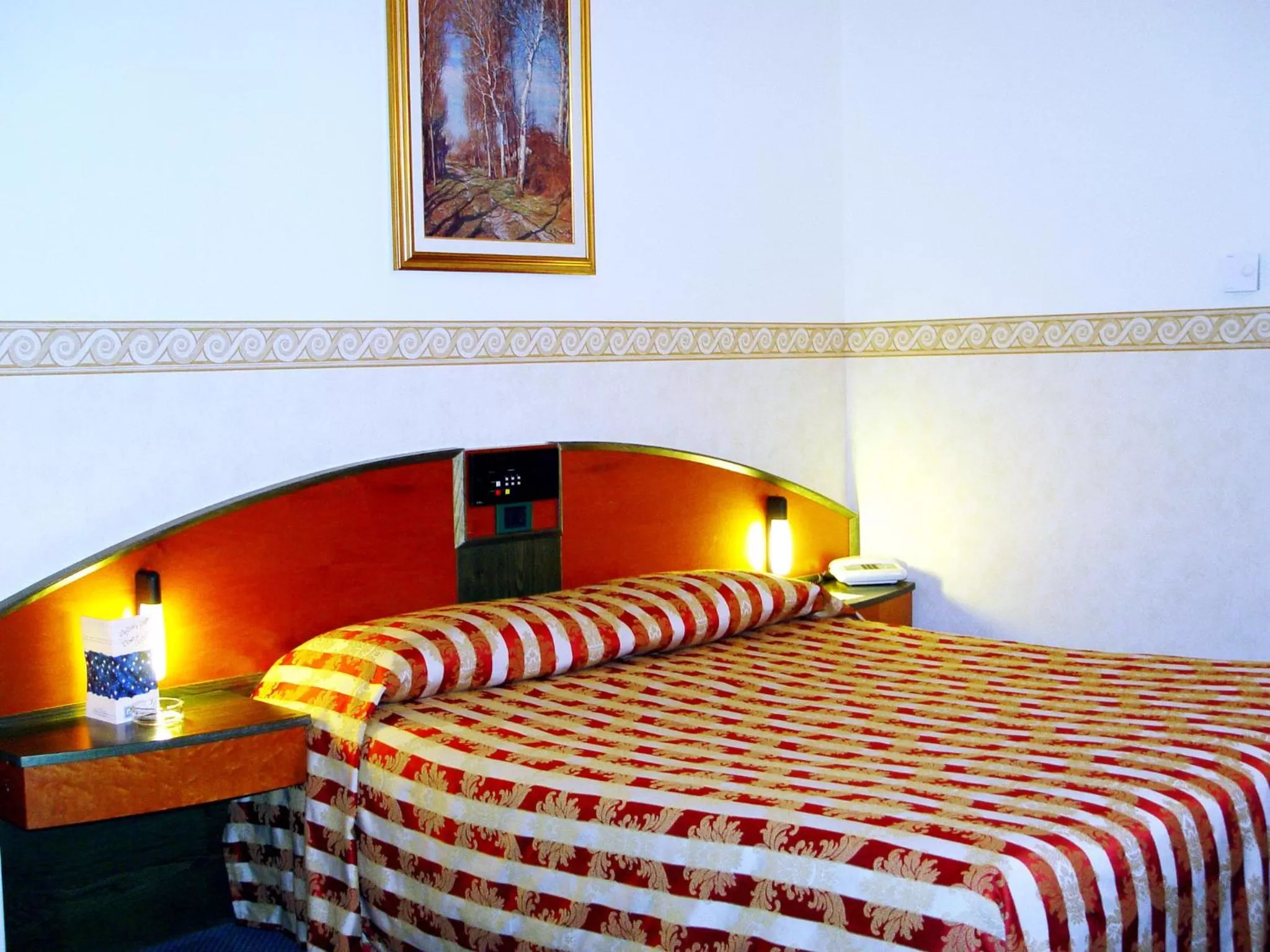 Bed in Best Western Plus Soave Hotel