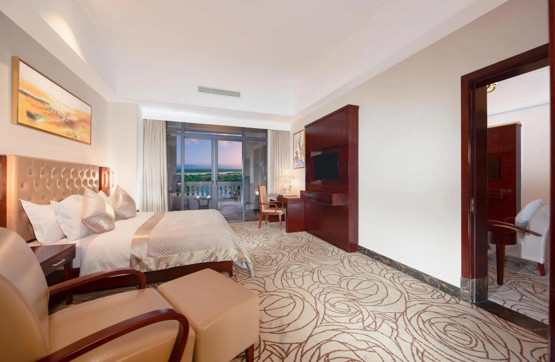 Bed in Wyndham Garden Haikou South