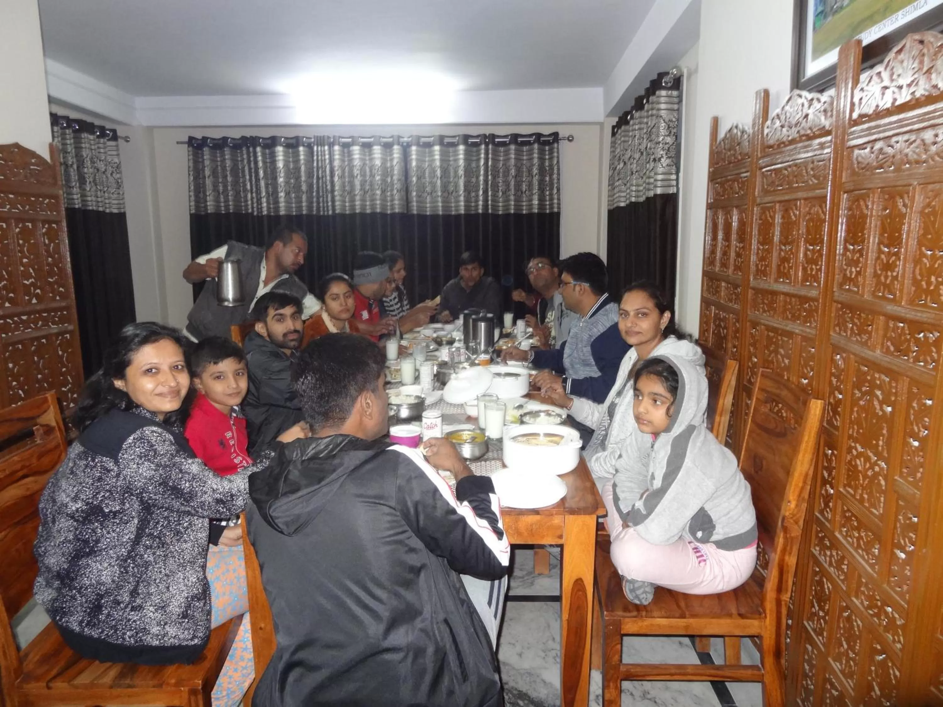 Restaurant/places to eat in Sai Cottage Shimla