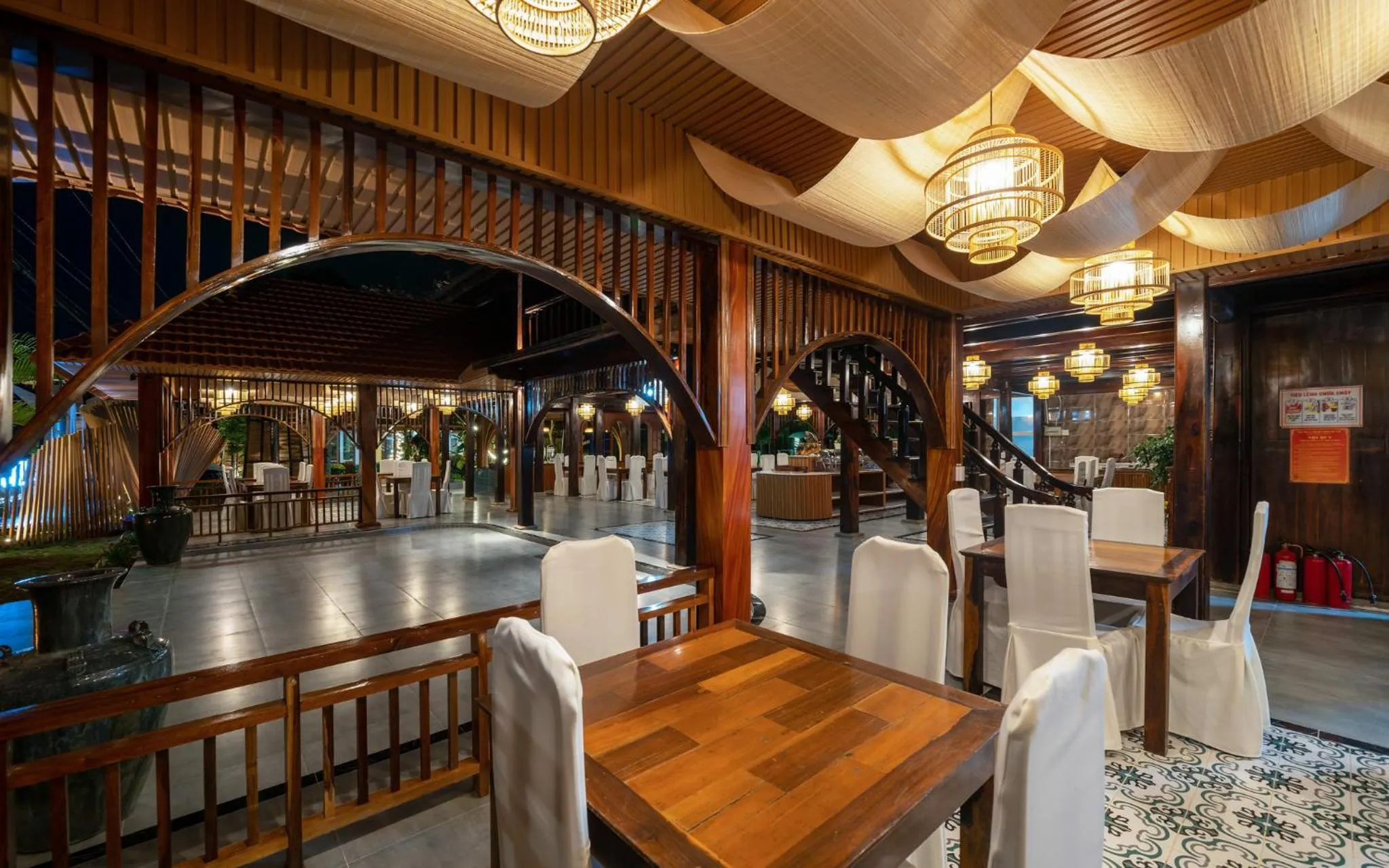 Restaurant/places to eat in Elwood Premier Resort Phu Quoc