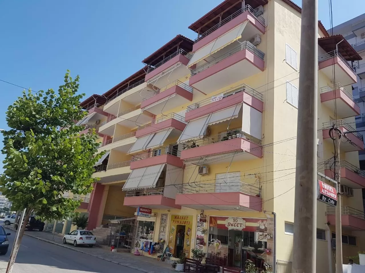 Facade/entrance in Jelena's Luxury Apartments