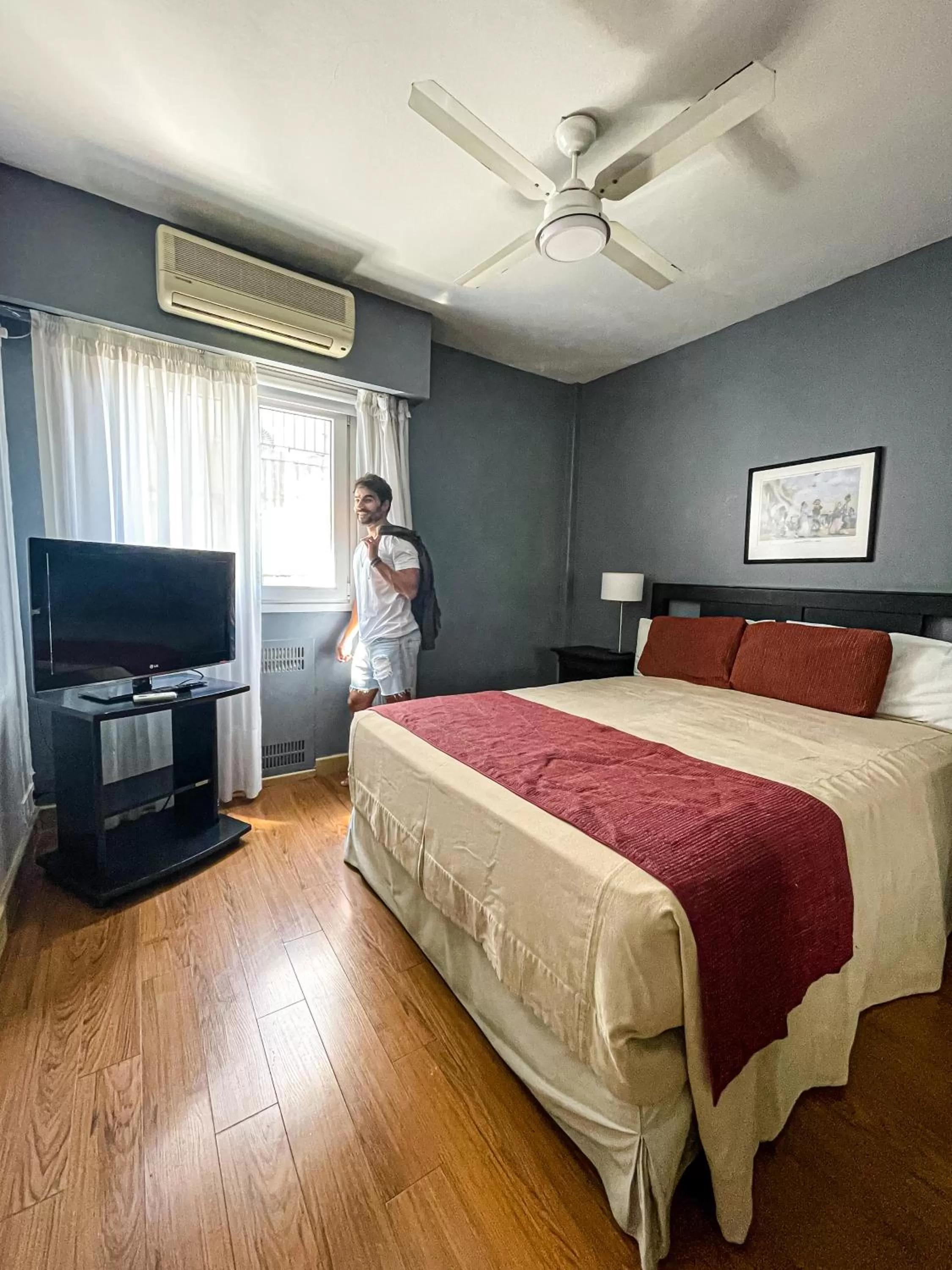 Bed in Gran Hotel Buenos Aires