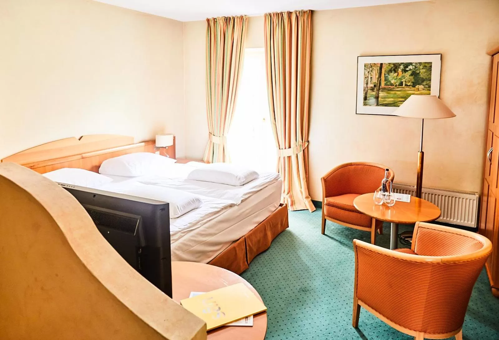 Photo of the whole room, Bed in Hotel Landhaus an de Dün