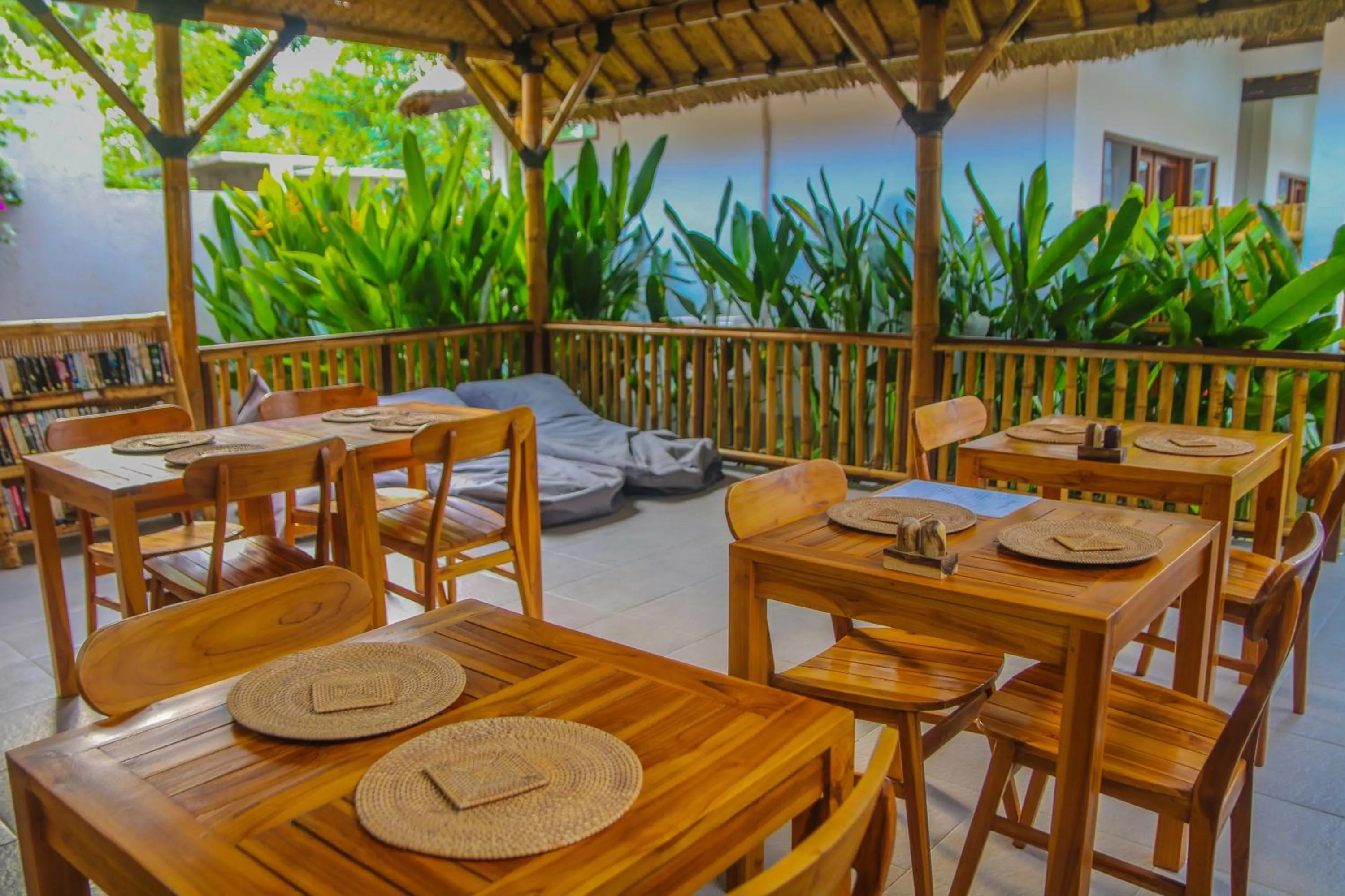 Restaurant/places to eat in Cozy Cottages Lombok