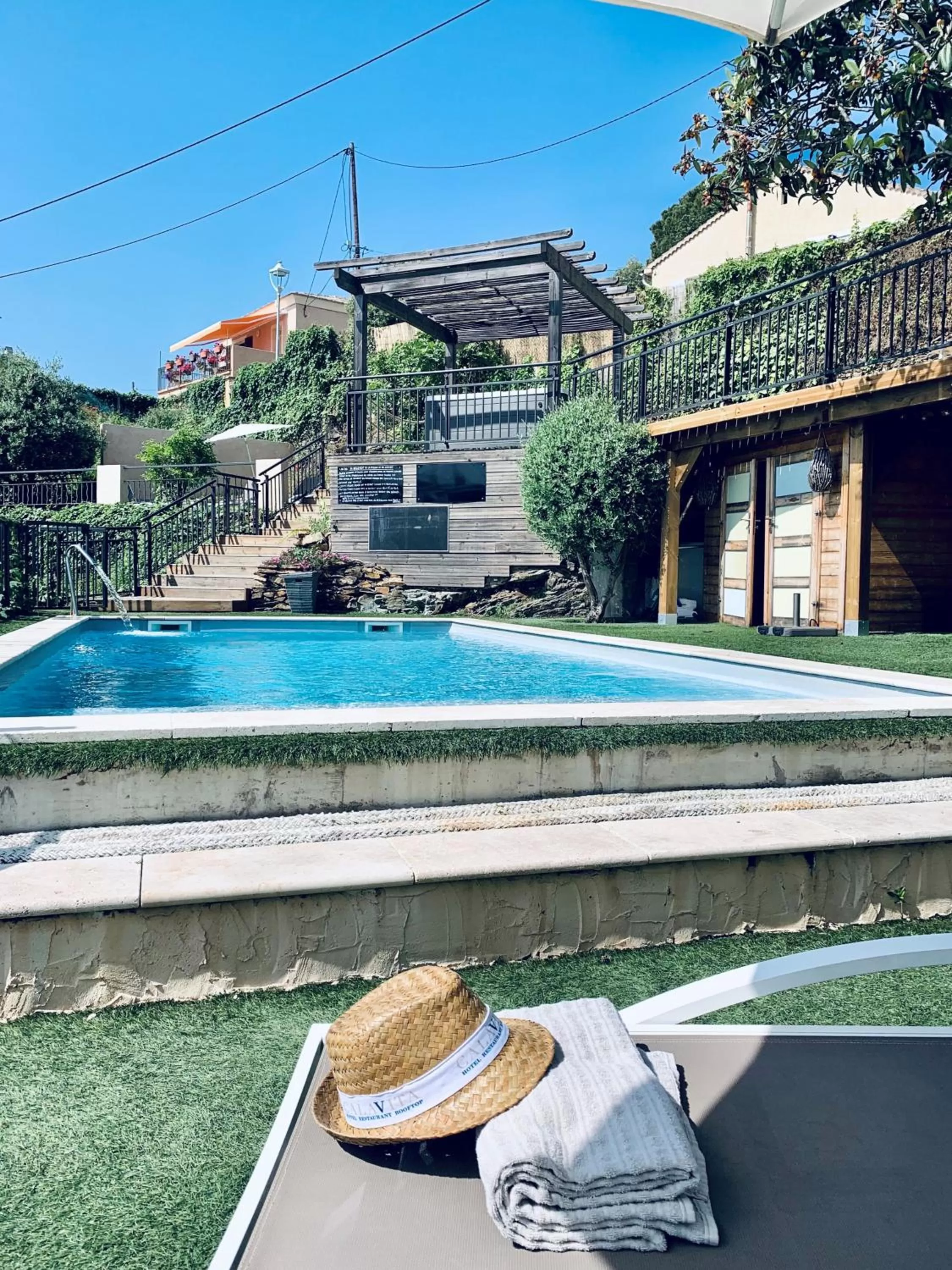Swimming Pool in Hôtel Calavita Rooftop & Spa