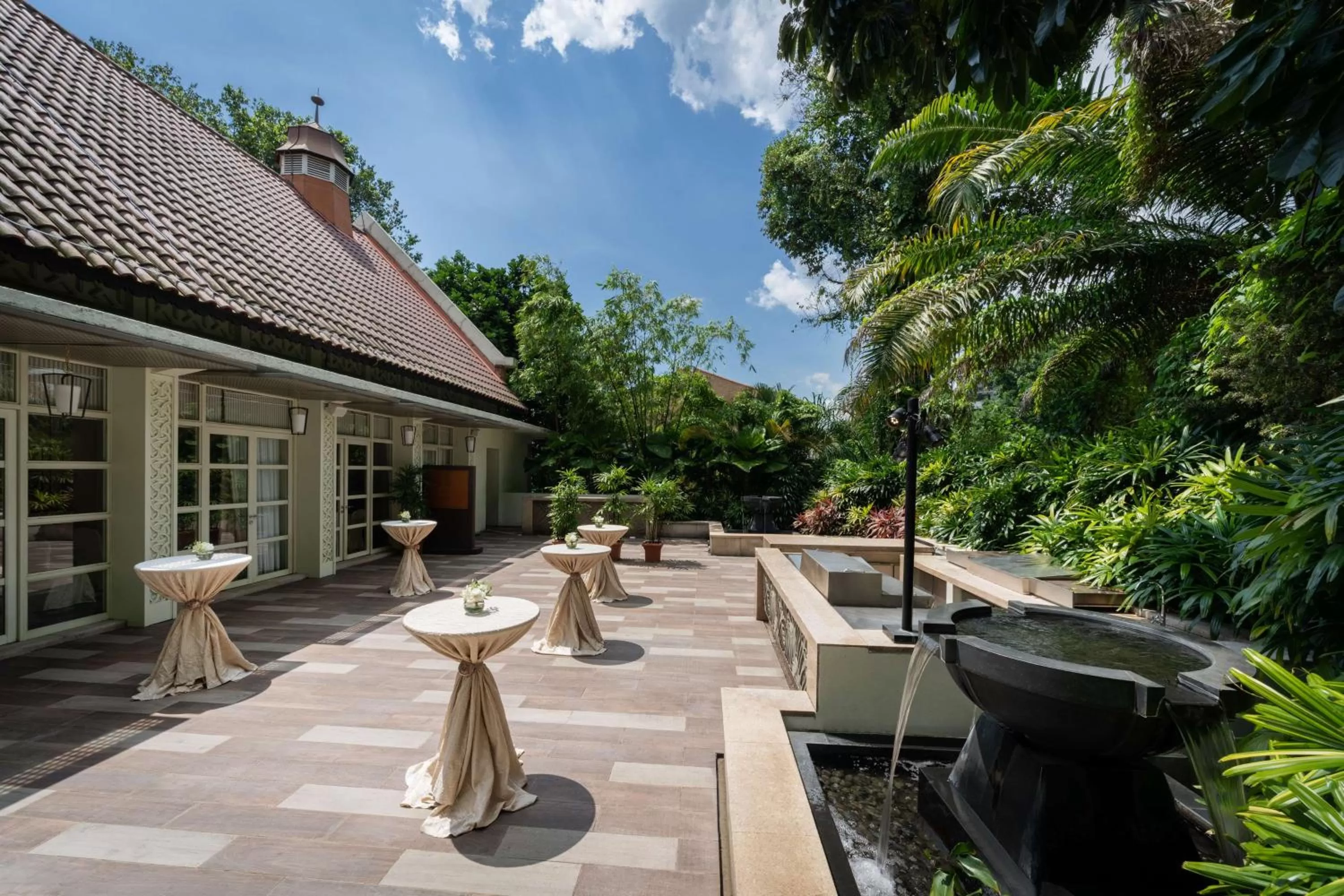 On site in Shangri-La Singapore