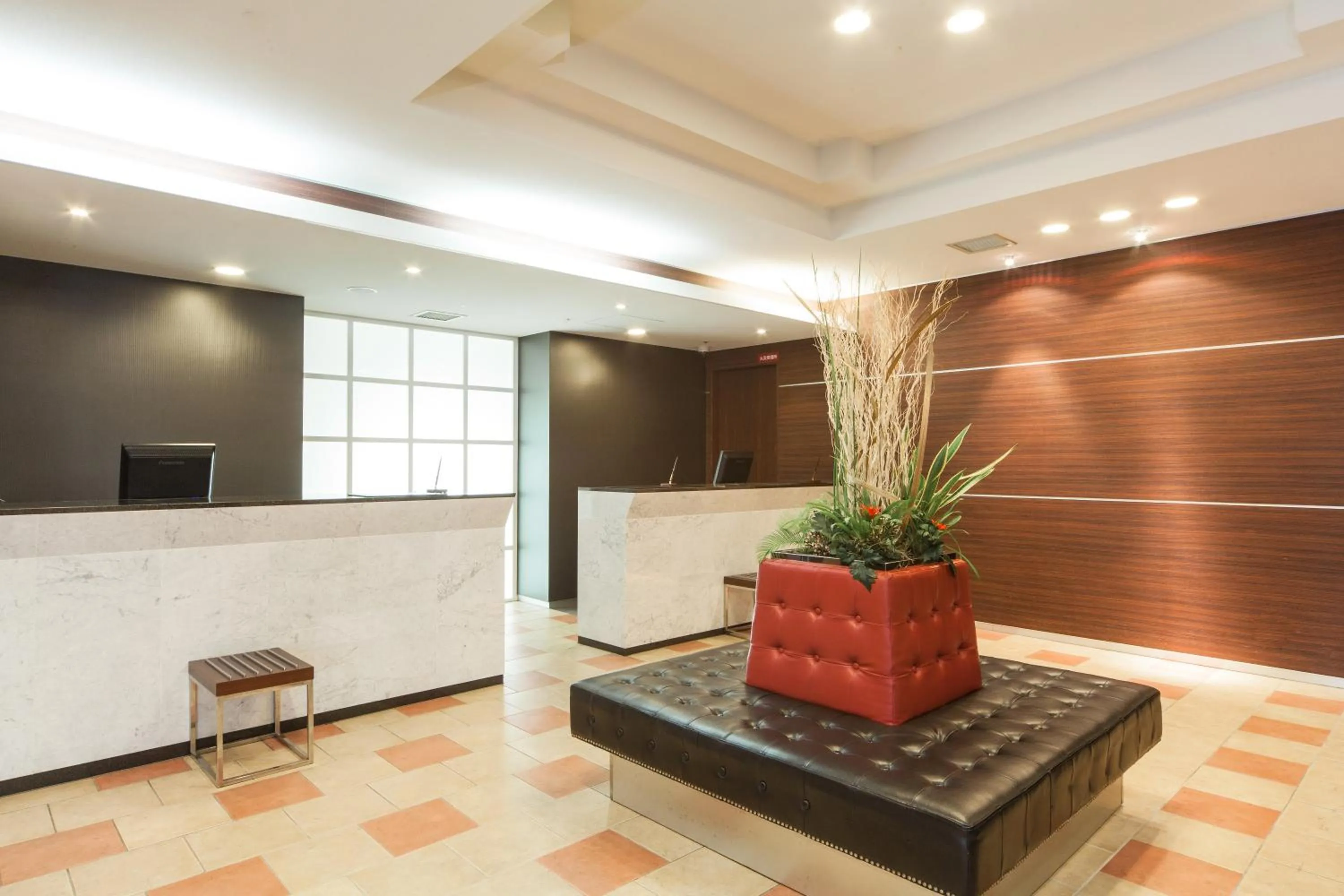 Lobby or reception in HOTEL MYSTAYS Sakaisuji Honmachi