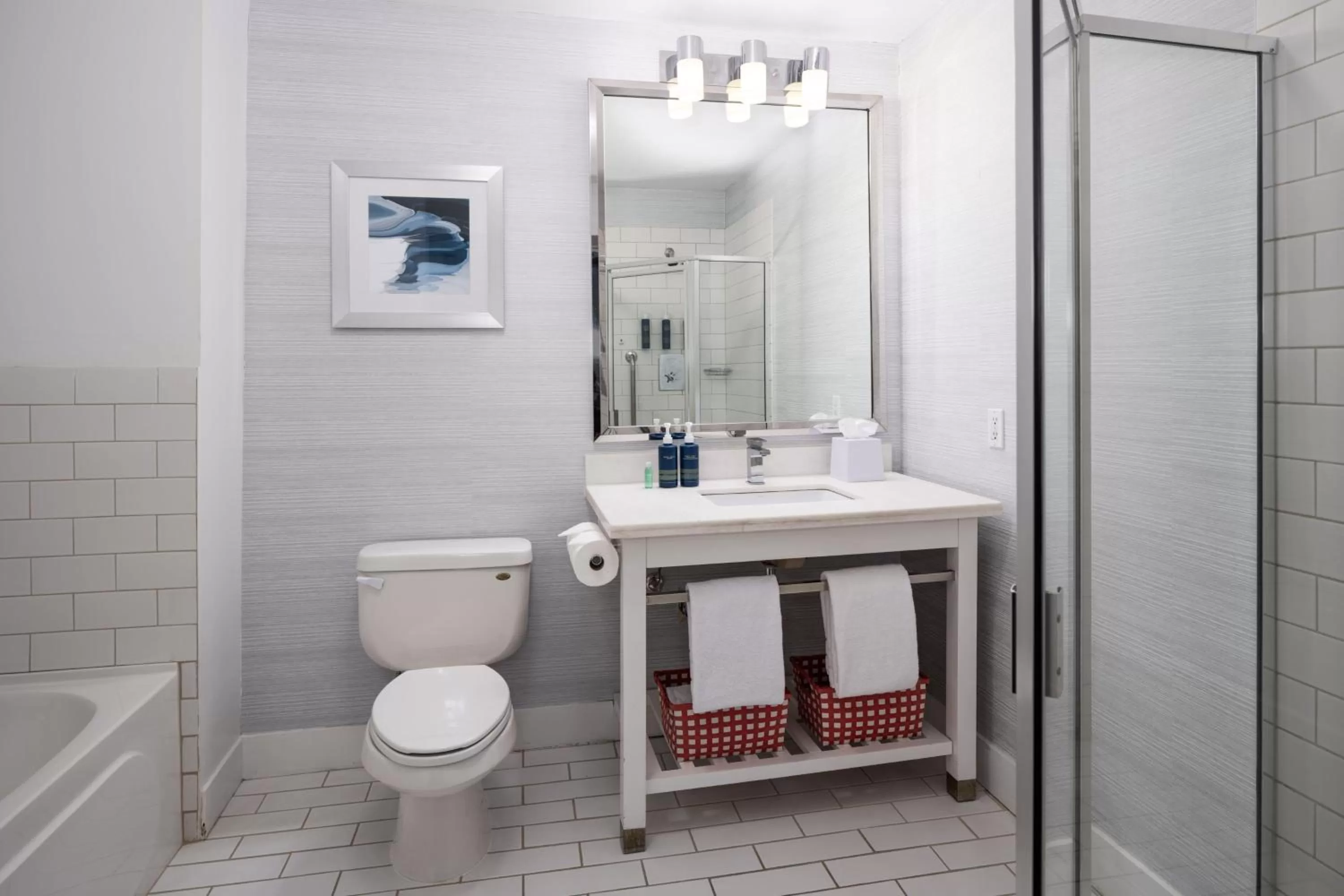 Bathroom in Four Points by Sheraton Victoria Gateway