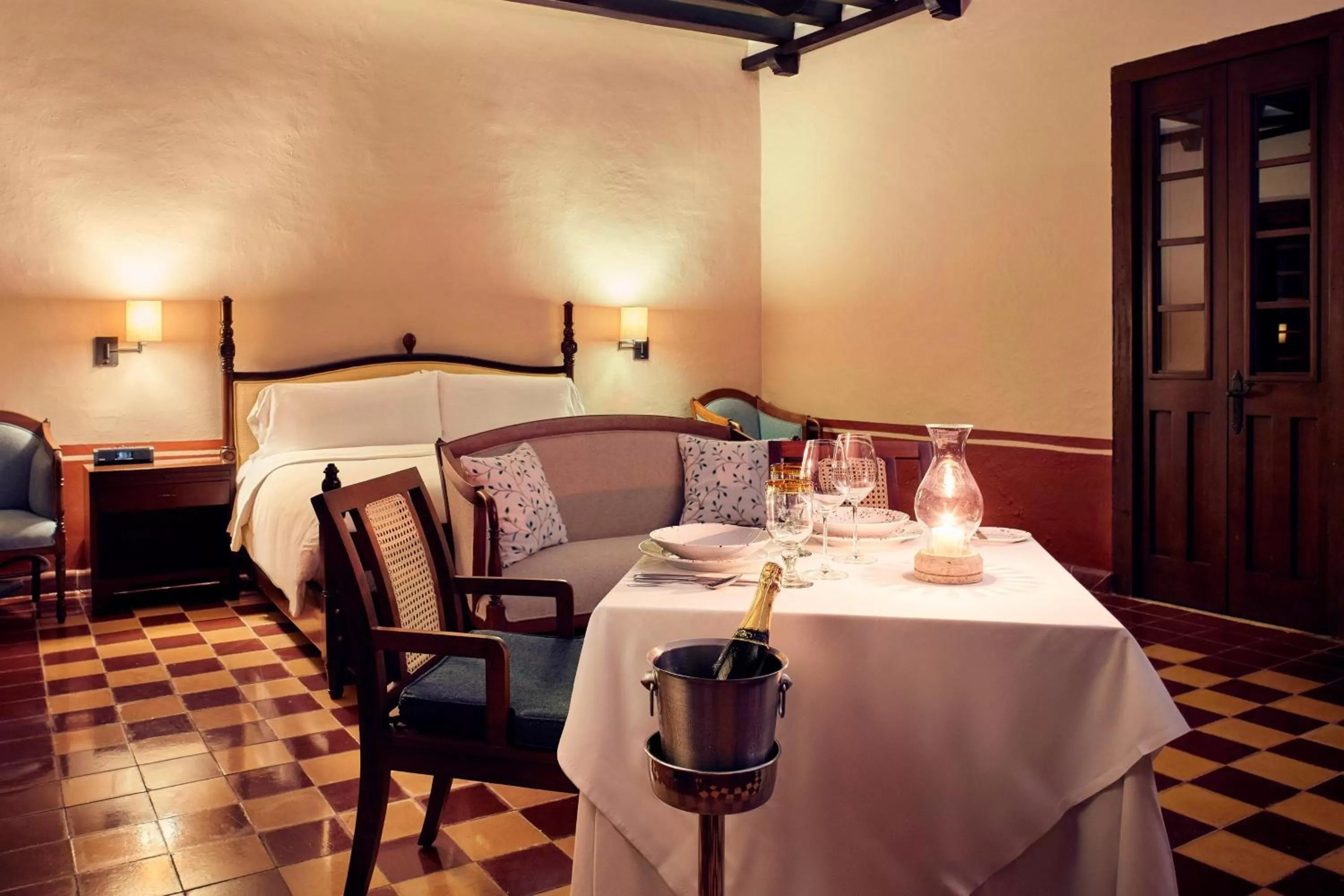 Bed in Hacienda Campeche